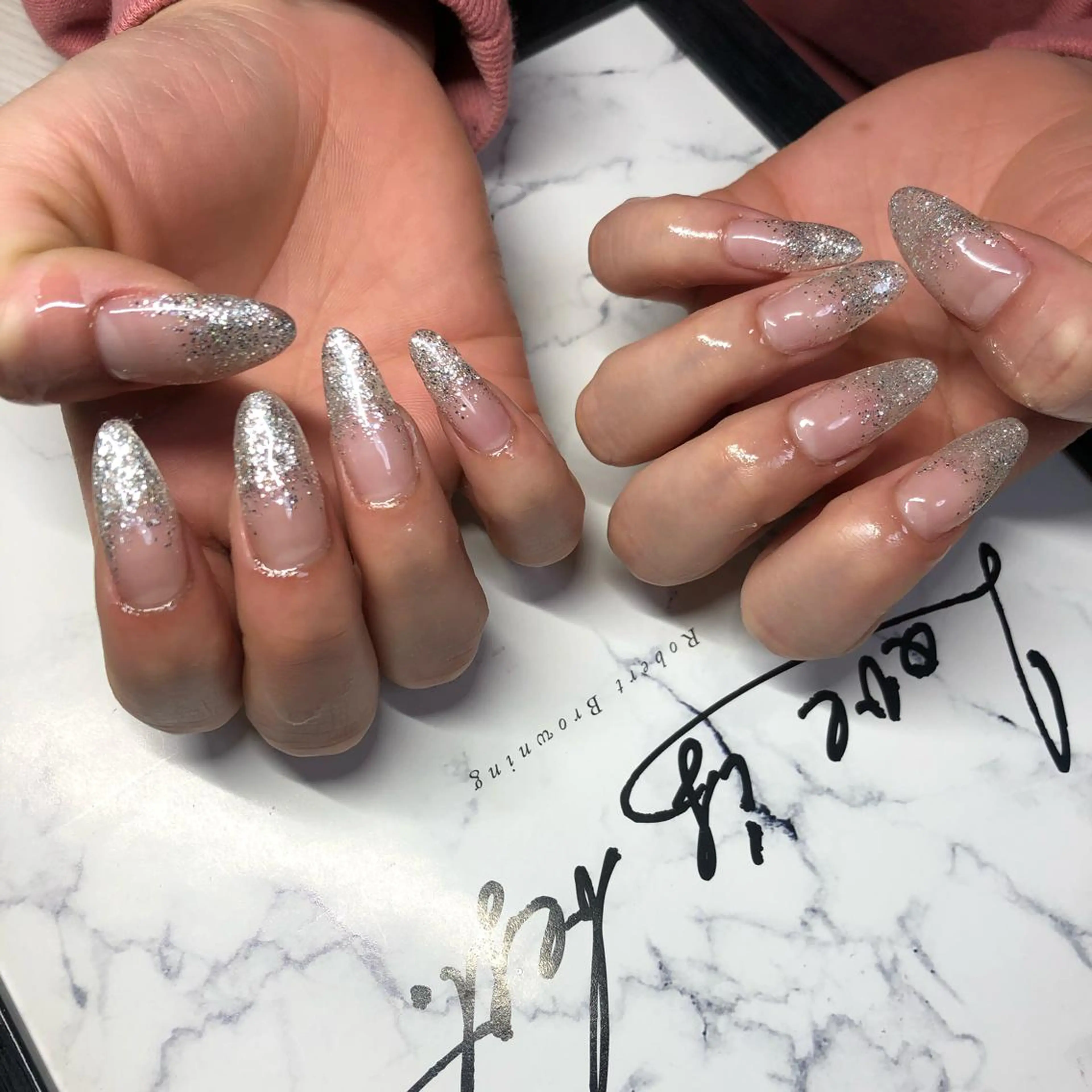 ロング ネイル ラメ(グリッター) ラメグラデーション ハンドネイル ëmma nail_ by chulaのネイルデザイン
