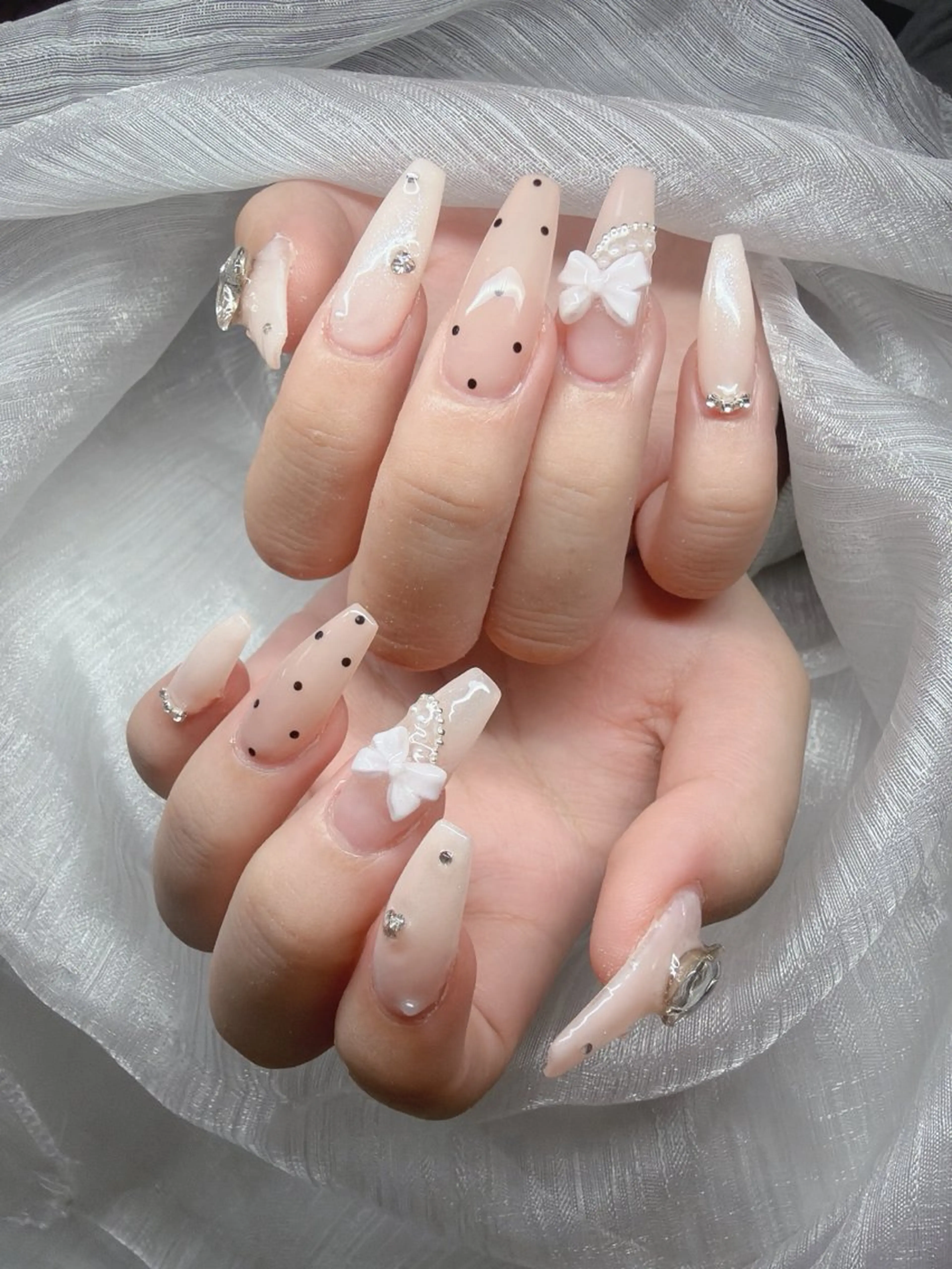 ネイル ハンドネイル Lee Nailsのネイルデザイン