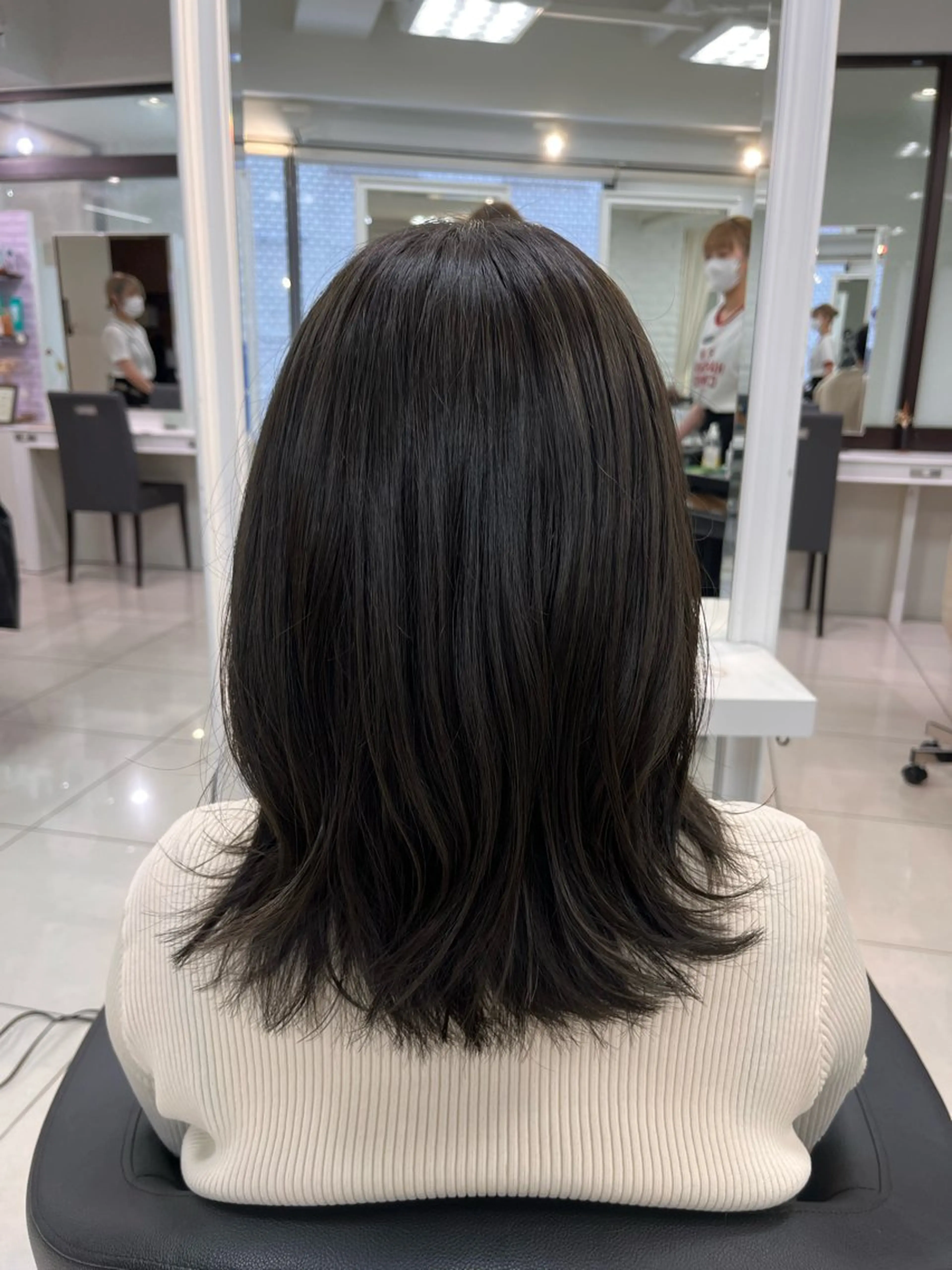 ミディアム カラー 透明感カラー カット ヘアカラー トリートメント 【センターパート/ マッシュ】ryokaのヘアスタイル