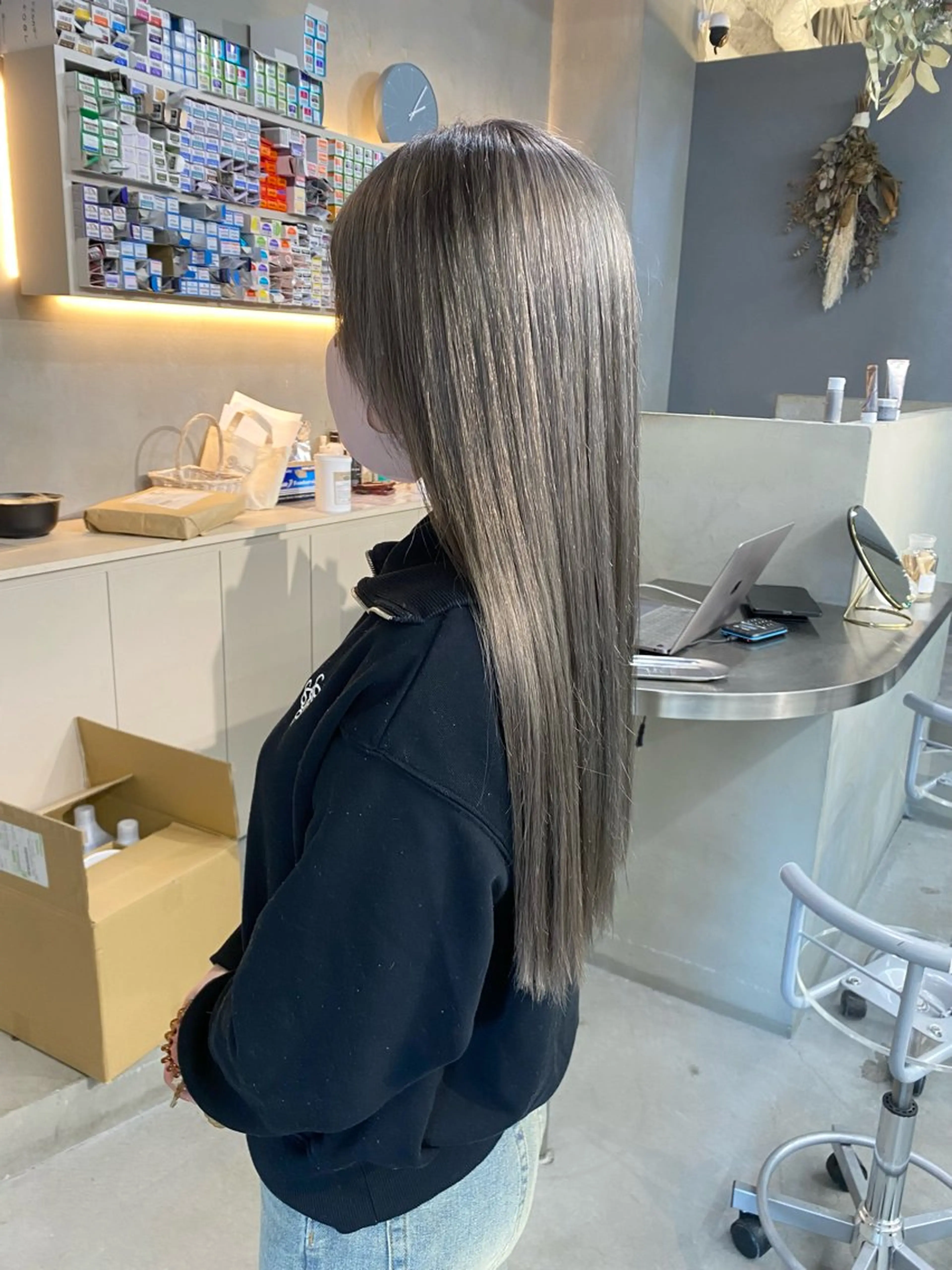 ロング カラー ヘアカラー qulim所属・前橋 姫奈のヘアスタイル