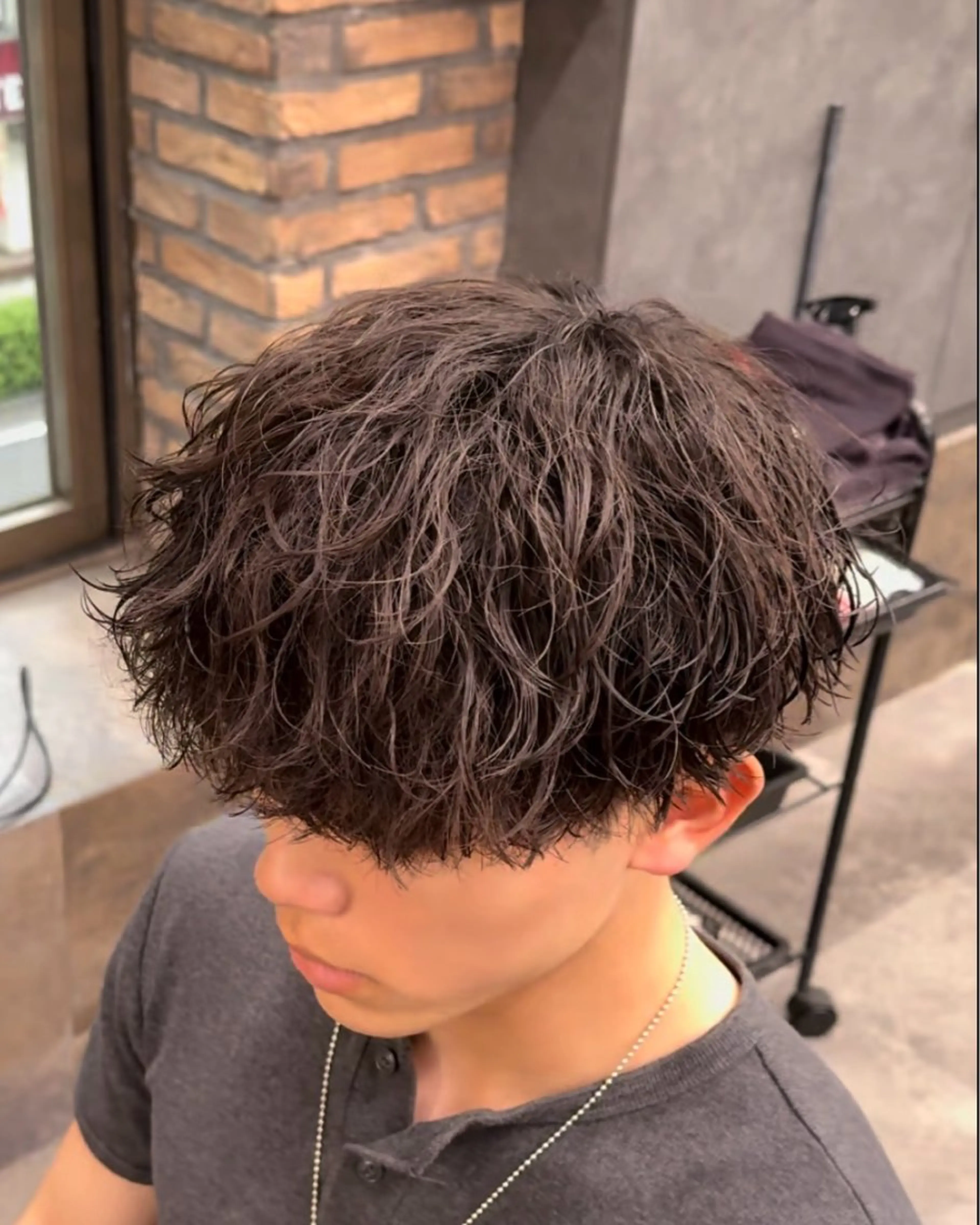 パーマ メンズ カット パーマ シャドウ/フェザー 朝崎倭斗のヘアスタイル