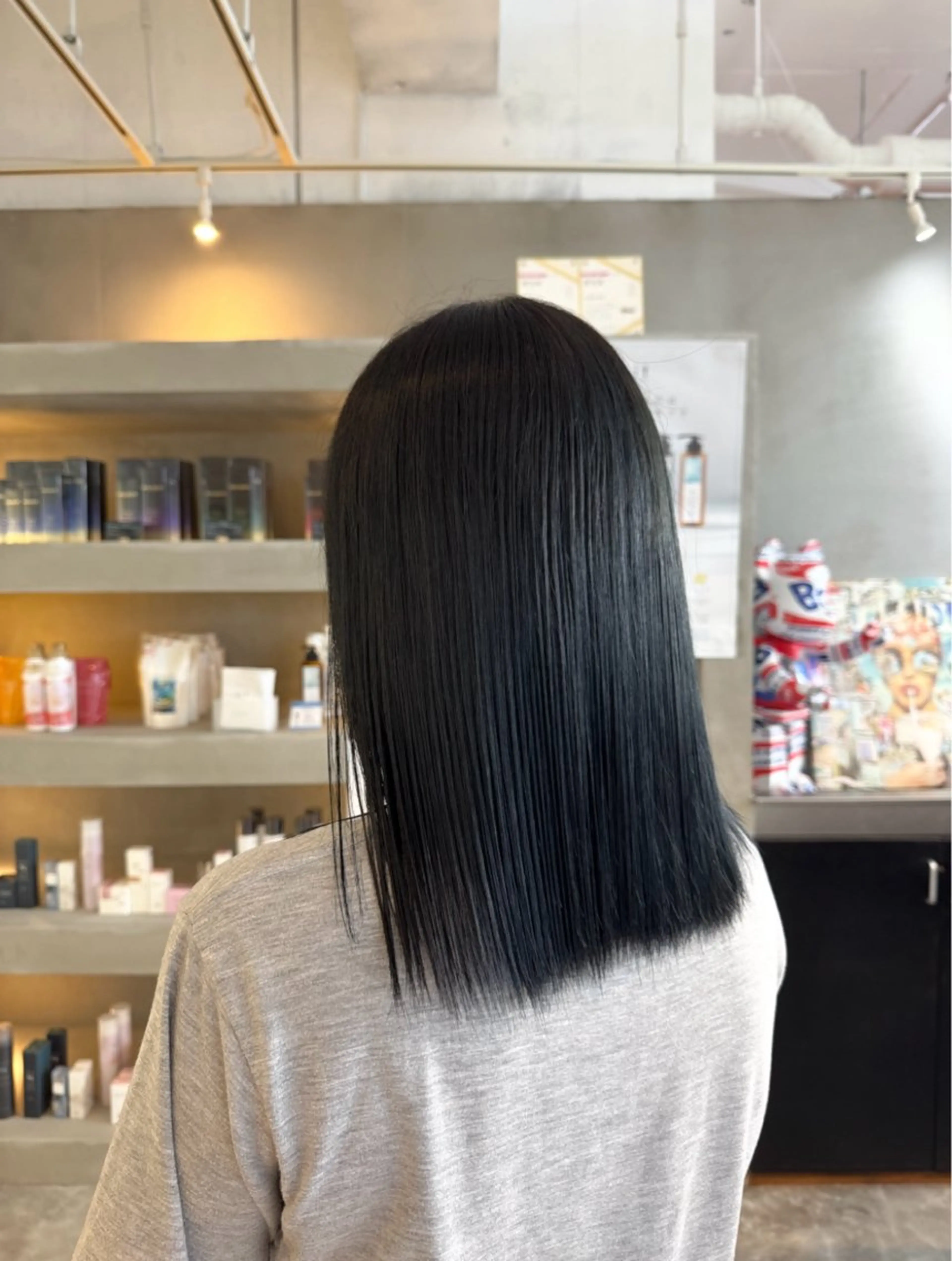 セミロング 蓮田 好良のヘアスタイル