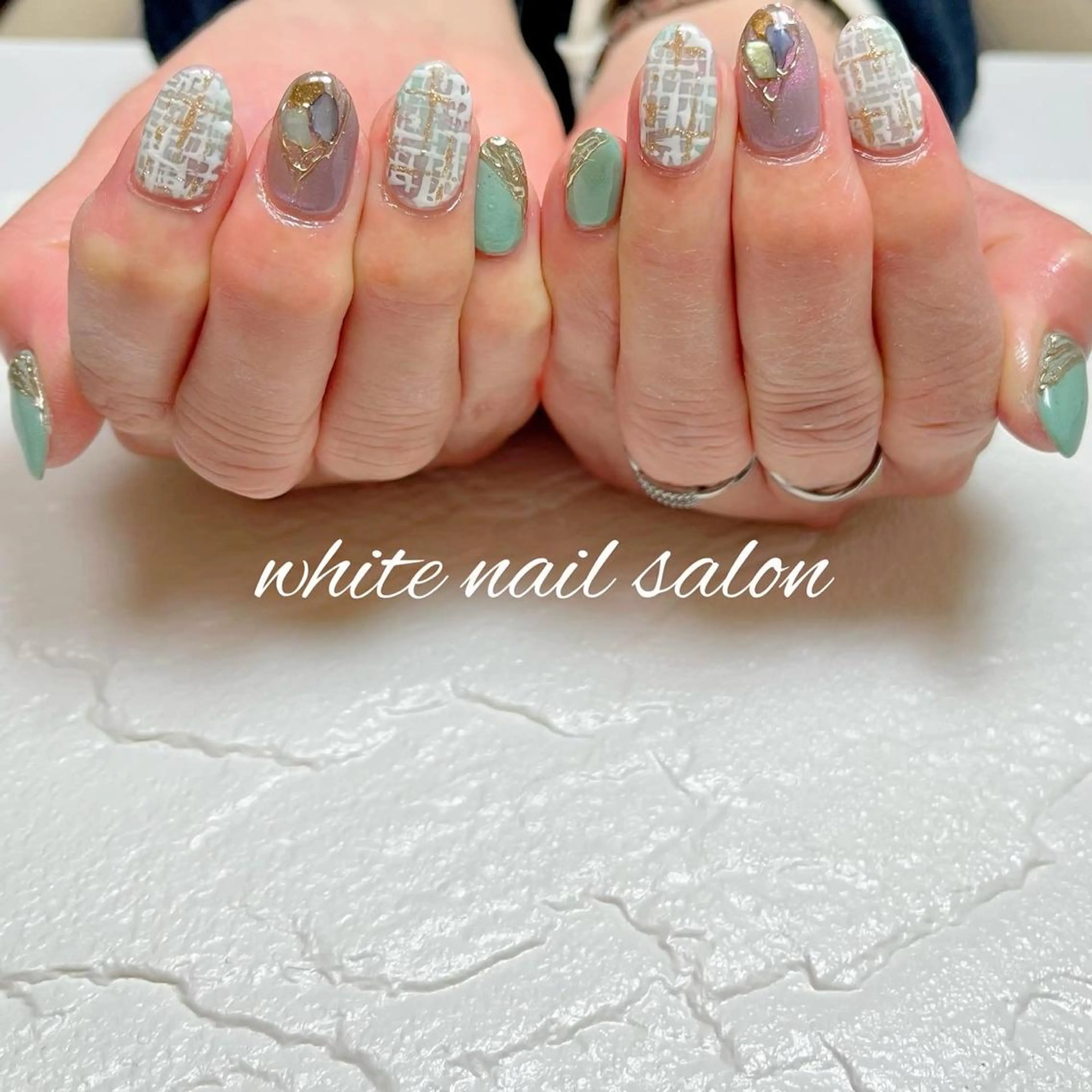 ネイル フットネイル ジェルネイル ハードジェル ラメ(グリッター) 持ち込み ハンドネイル white nail salonのネイルデザイン