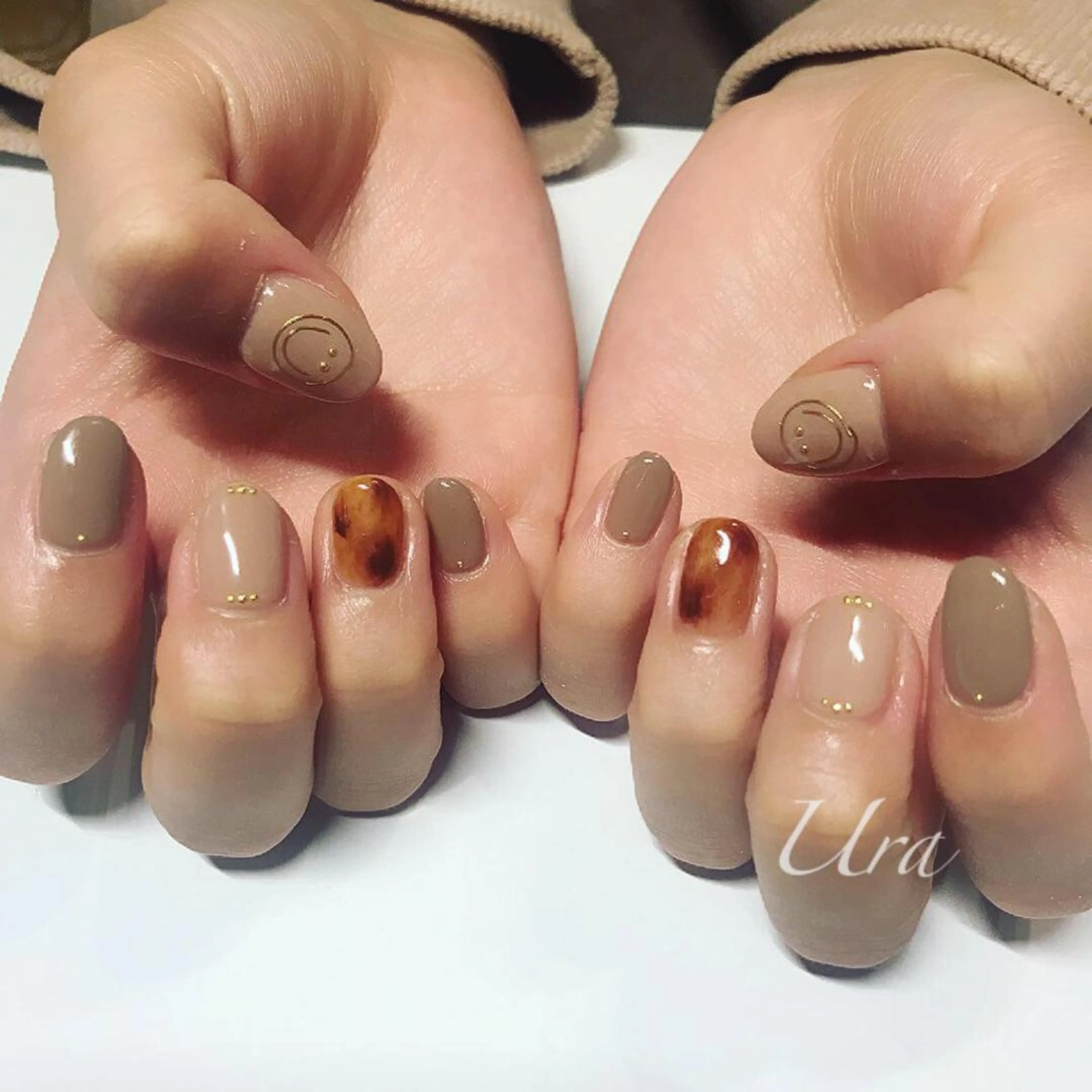 ネイル UrakoNail 《nail》のネイルデザイン