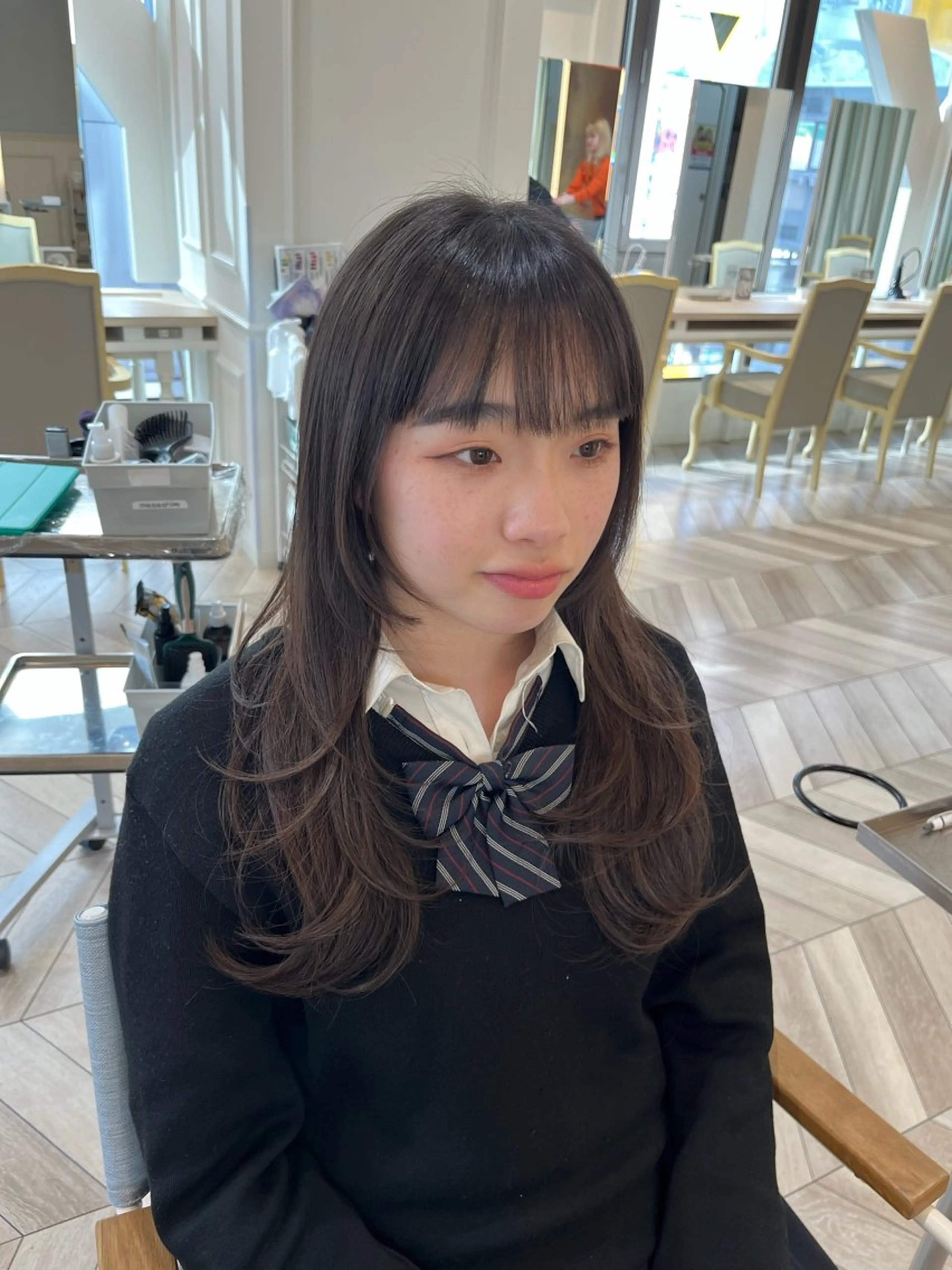 セミロング レイヤーカット カット トリートメント レイヤー⭐️カラー ⭐️平川雅史のヘアスタイル