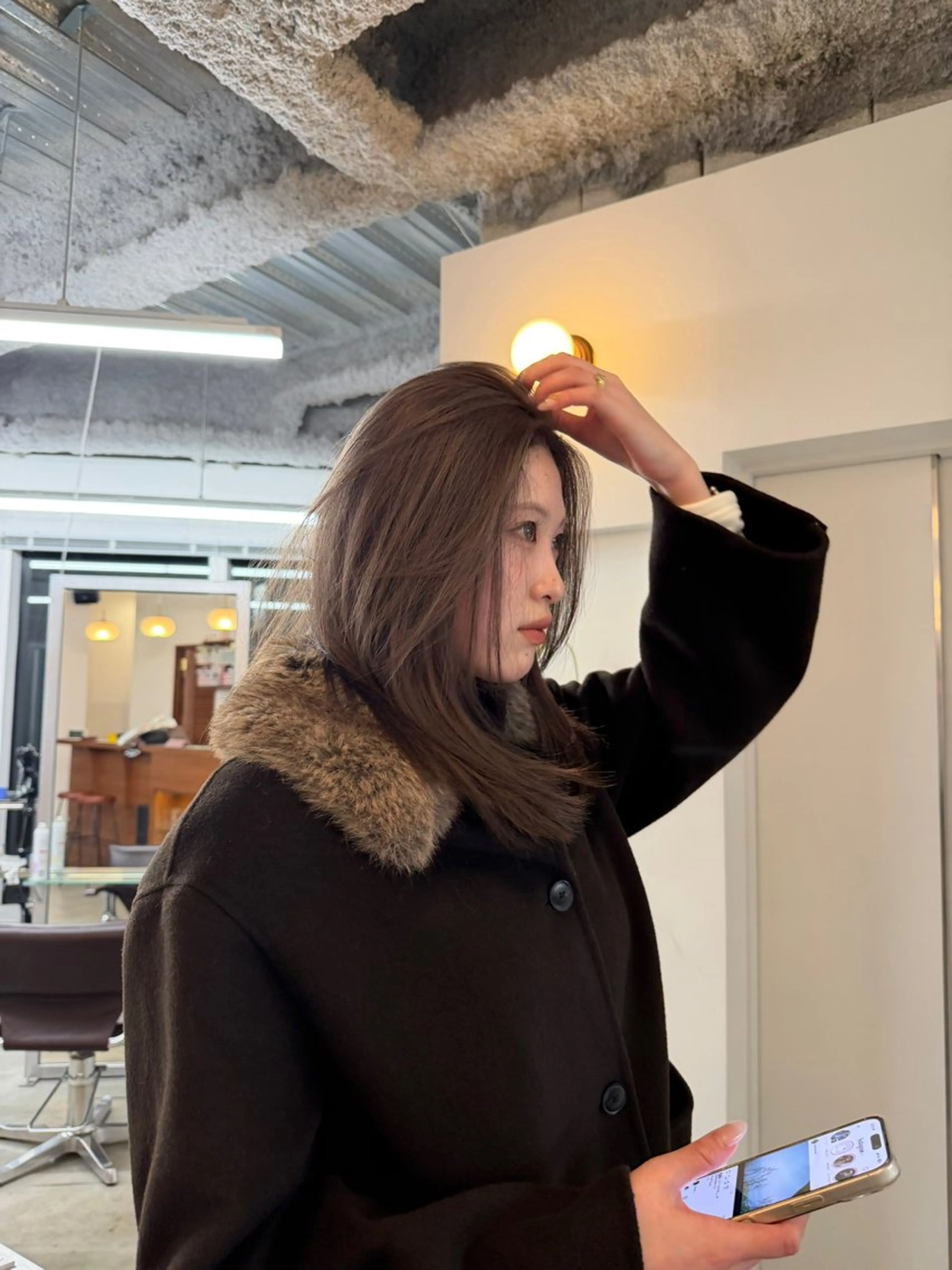 セミロング ヘアカラー PELE/ハイトーン /初田芽以のヘアスタイル