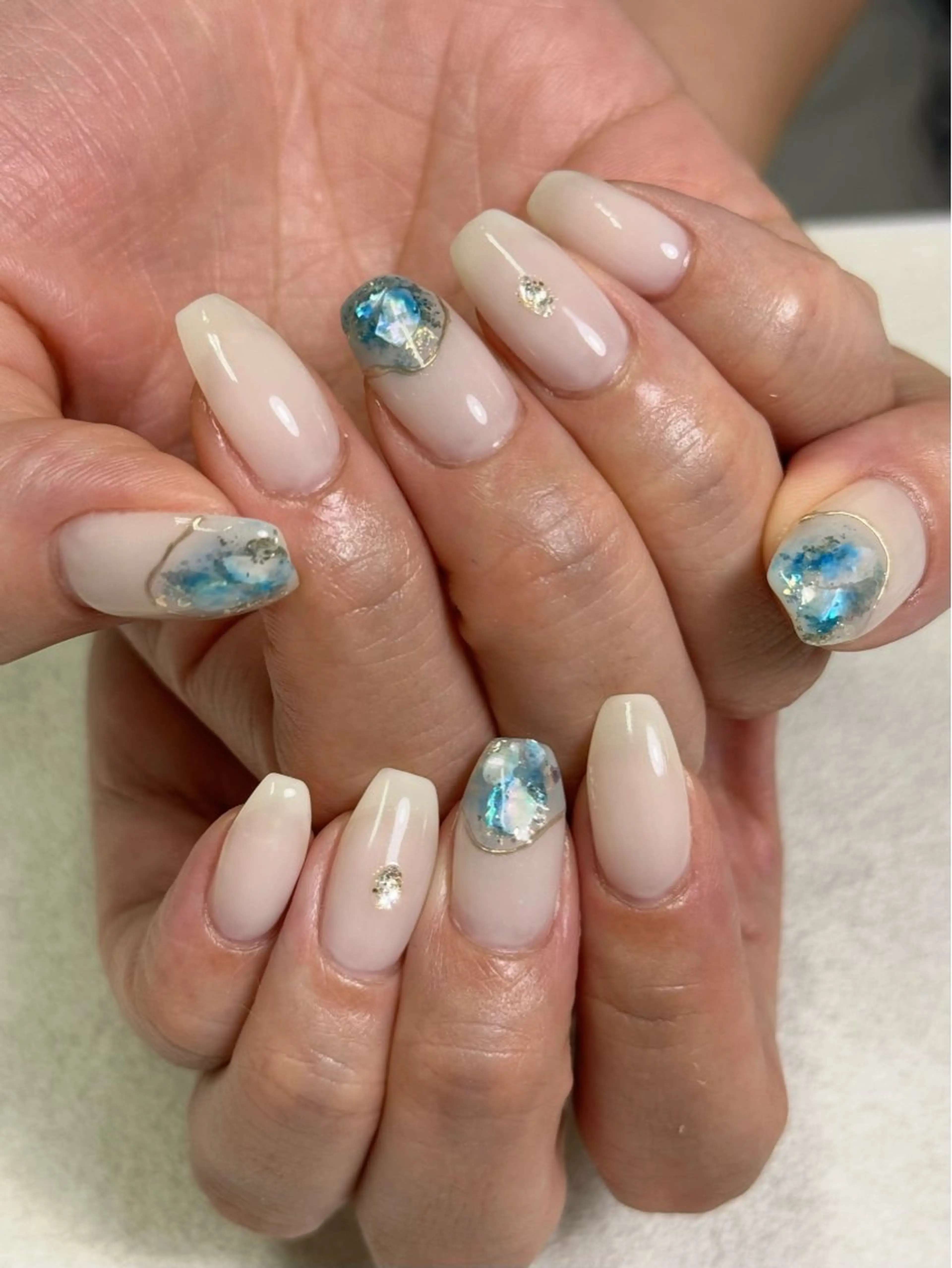 ネイル ニュアンスネイル 夏ネイル ハンドネイル Nail salon Genie所属・Nail salon Genieのネイルデザイン