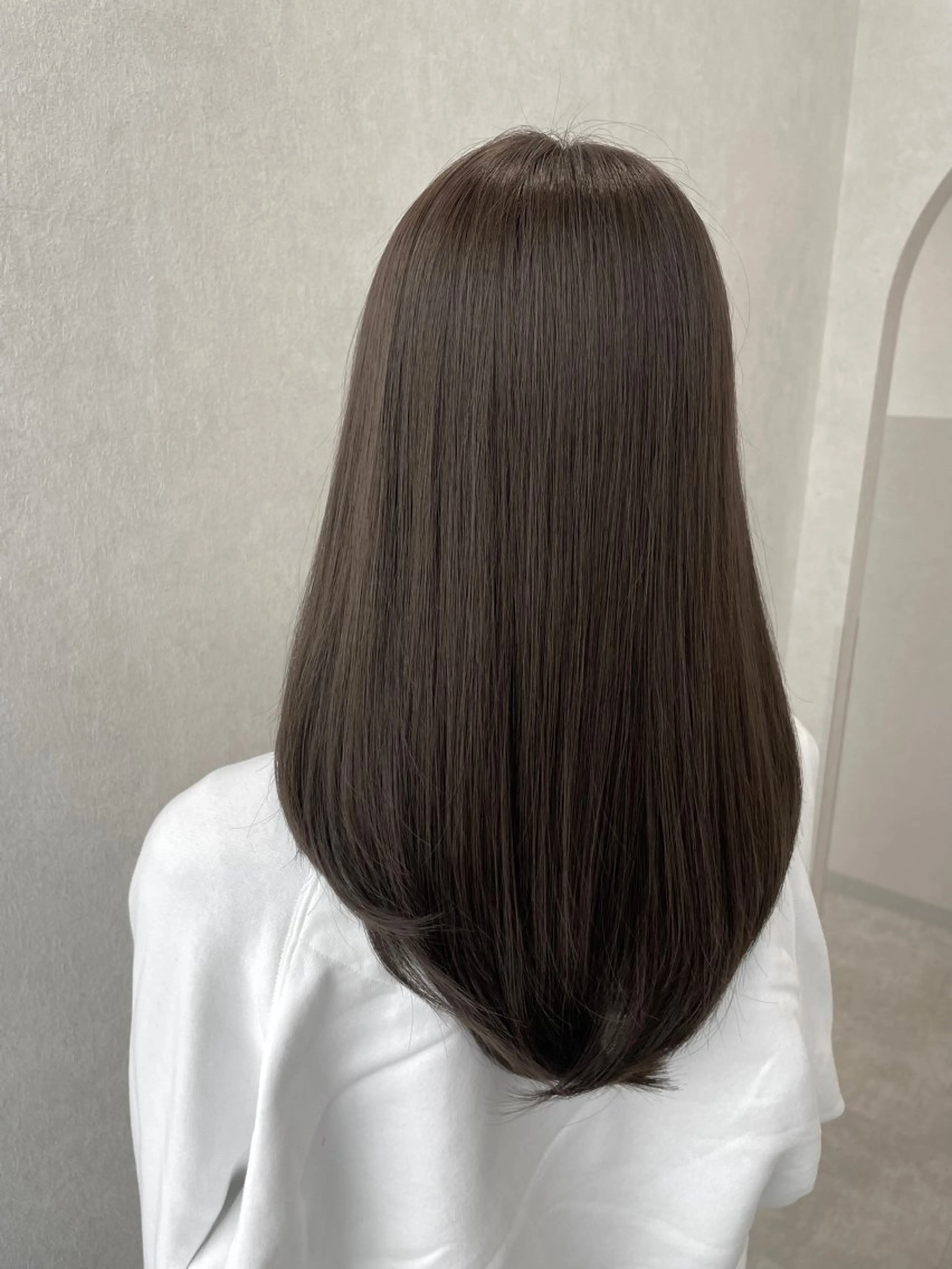 セミロング ボブ くびれヘア エクステ 顔周りカット ハイライト カット トリートメント 髪質改善/レイヤー 本田拓也のヘアスタイル