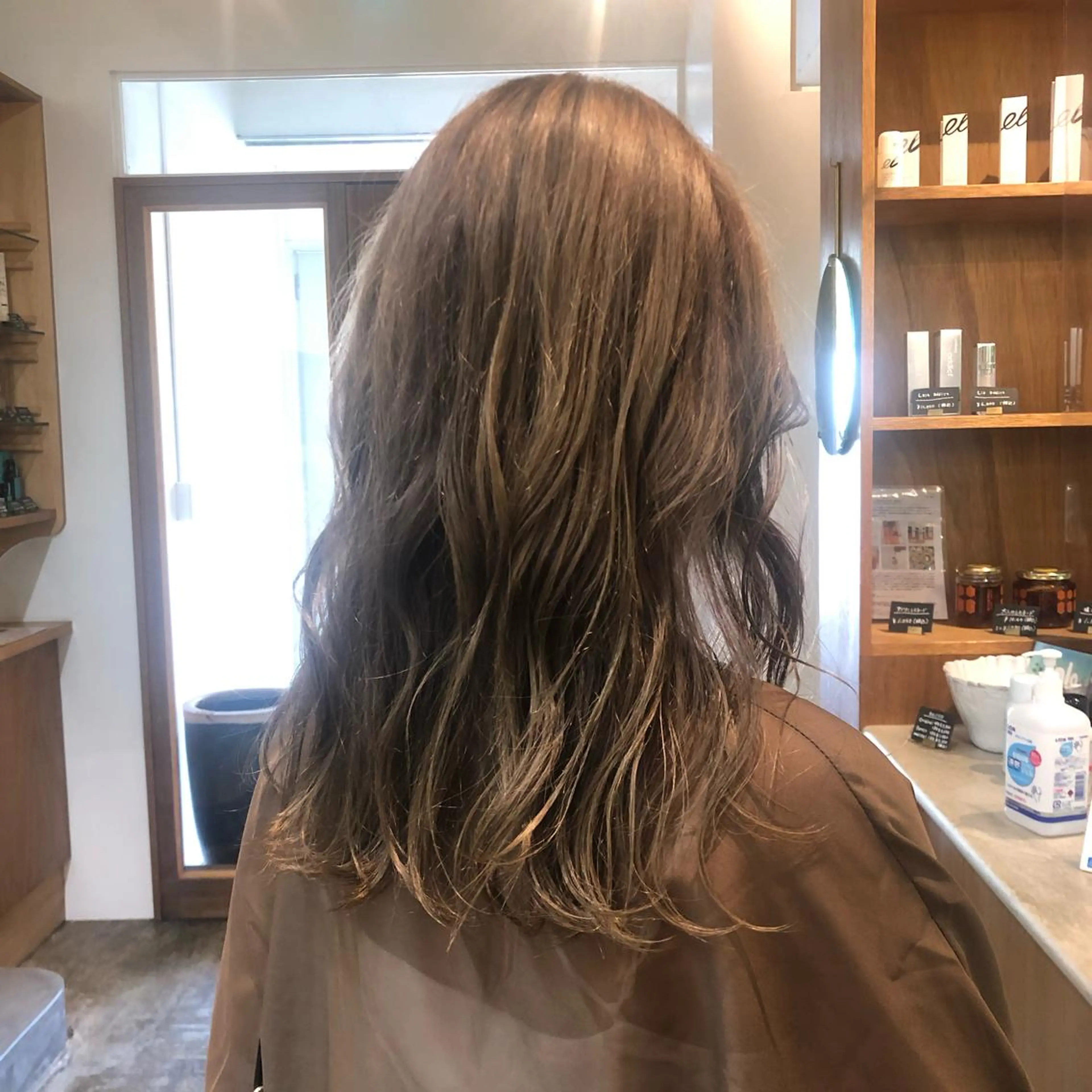 ミディアム KOCHAB所属・KOCHAB 中村穂風のヘアスタイル