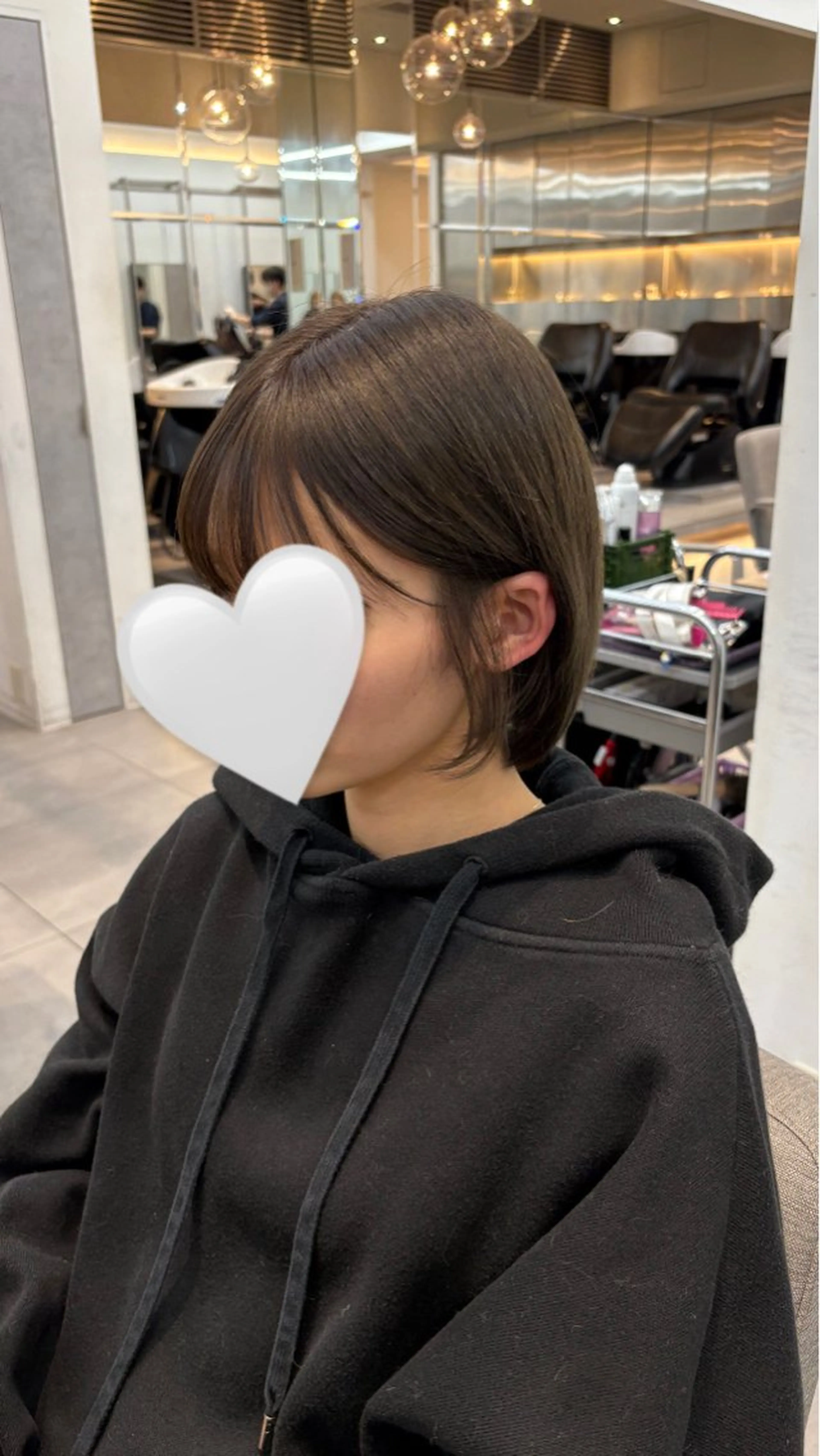 ショート カラー nok所属・レイヤー/ベージュ/ どますず🌺のヘアスタイル