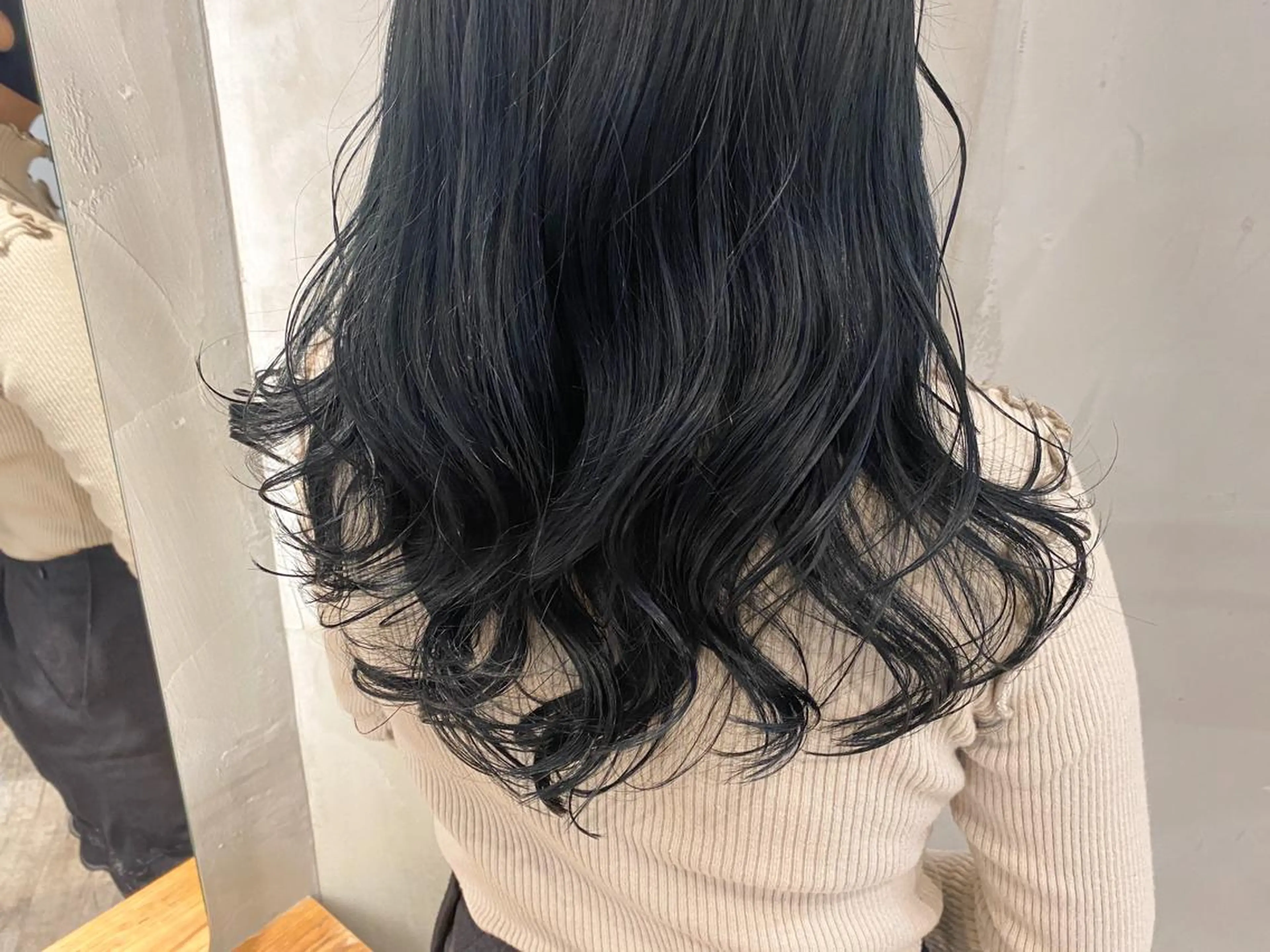 セミロング カラー ヘアアレンジ ブルーカラー ブルージュ トリートメント ヘアセット 顔周りcut・ご相談 ＝新宿しずく🇰🇷のヘアスタイル