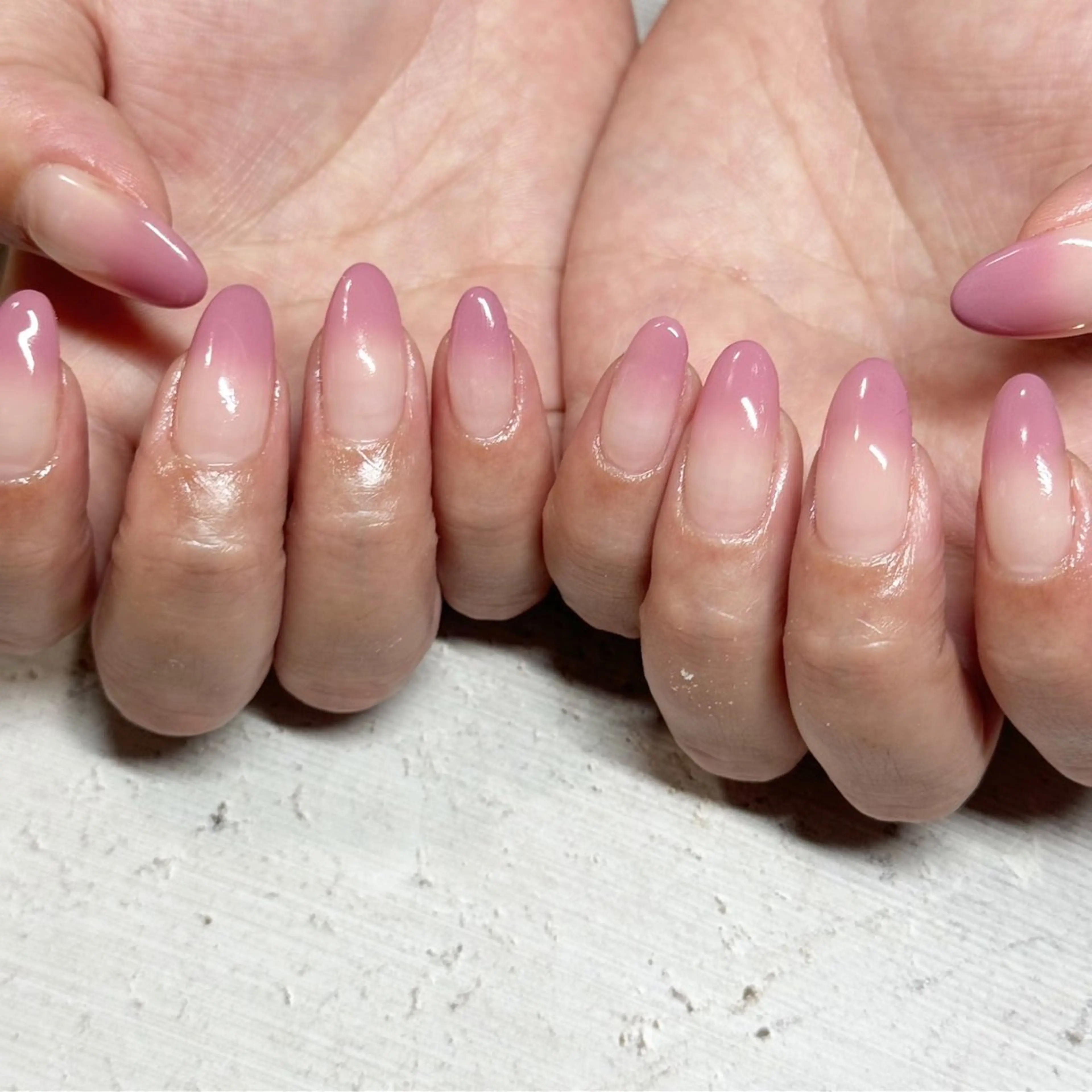 ネイル La vie est belle.所属・ラヴィエベル なつみのネイルデザイン