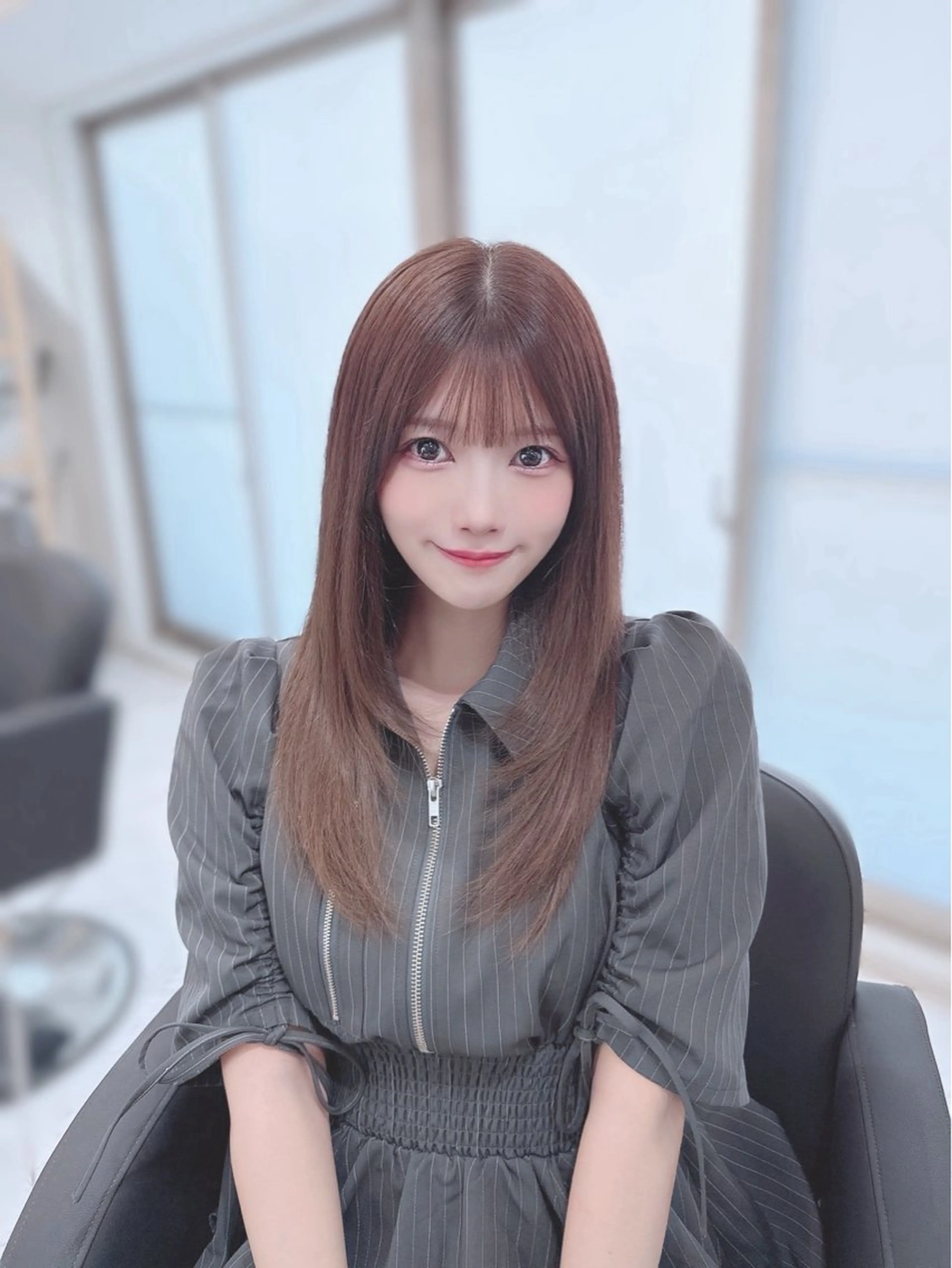 セミロング レイヤーカット カット ヘアカラー トリートメント loa所属・🔗透明感カラー🔗 エクステ✂️はるちかのヘアスタイル