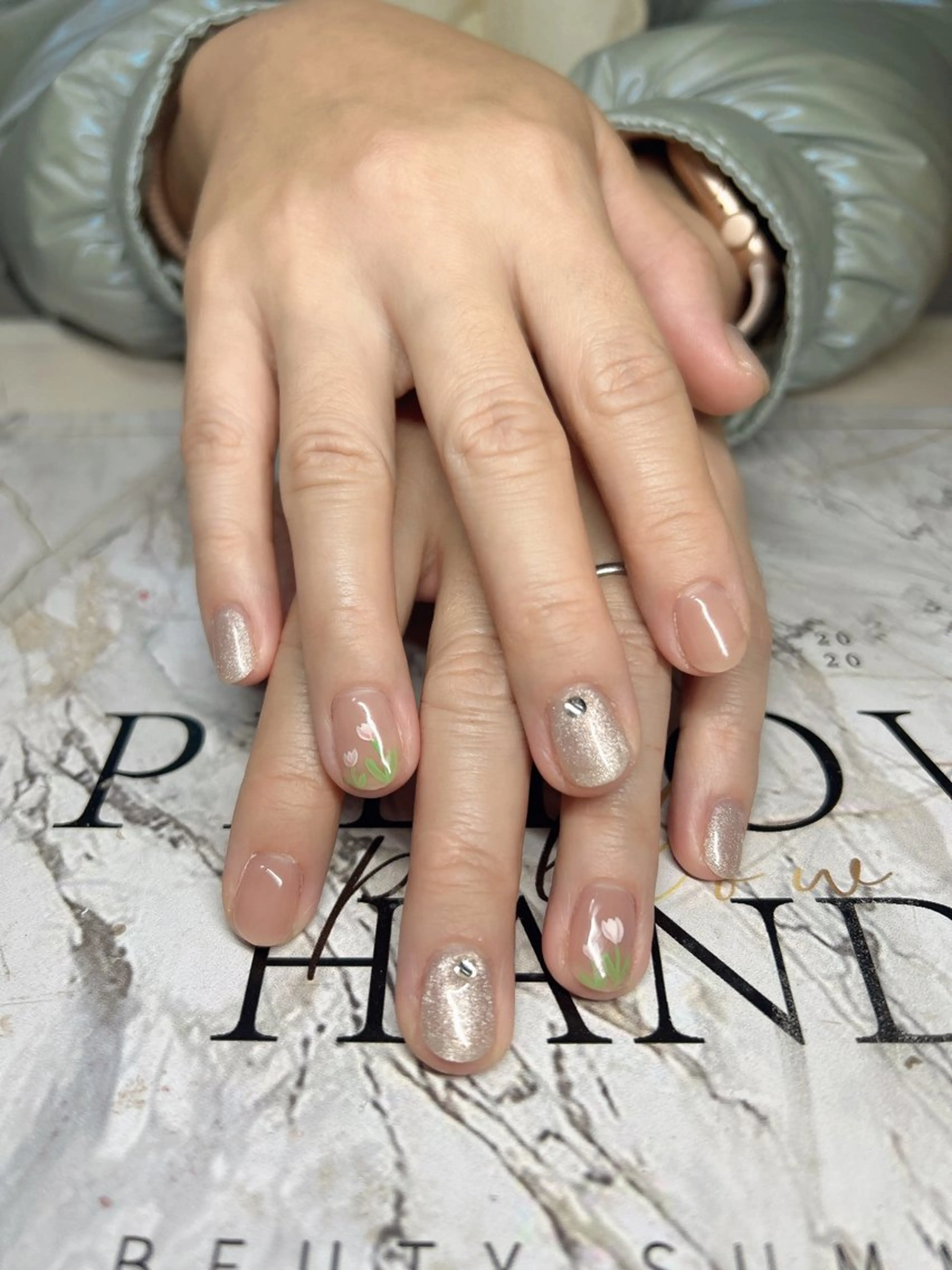 ネイル レアリティー所属・レアリティ ハヤシのネイルデザイン