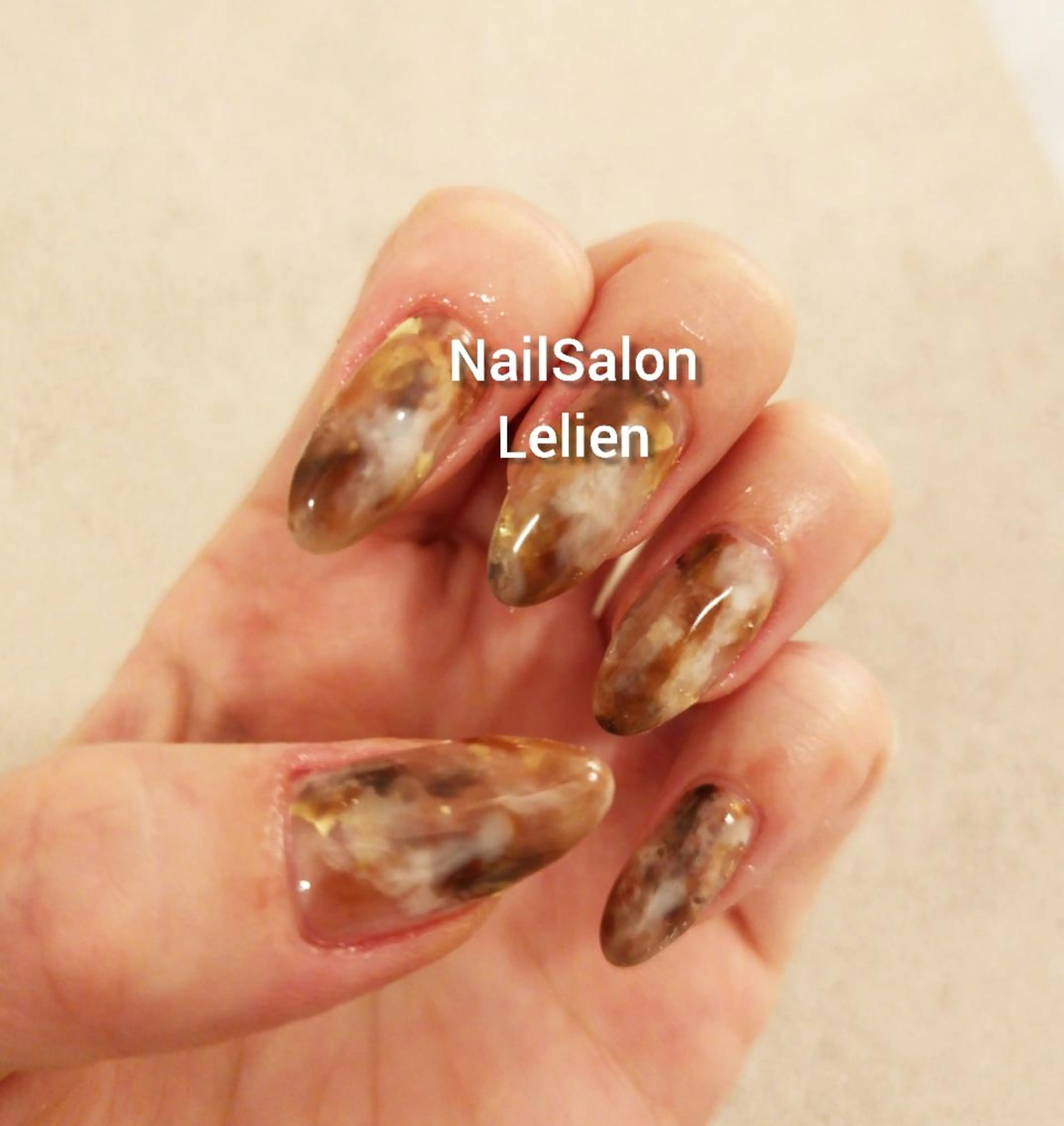 ネイル べっ甲ネイル 人気エリア💖完全個室【ルリエ】所属・ネイルサロン Lelienルリエのネイルデザイン