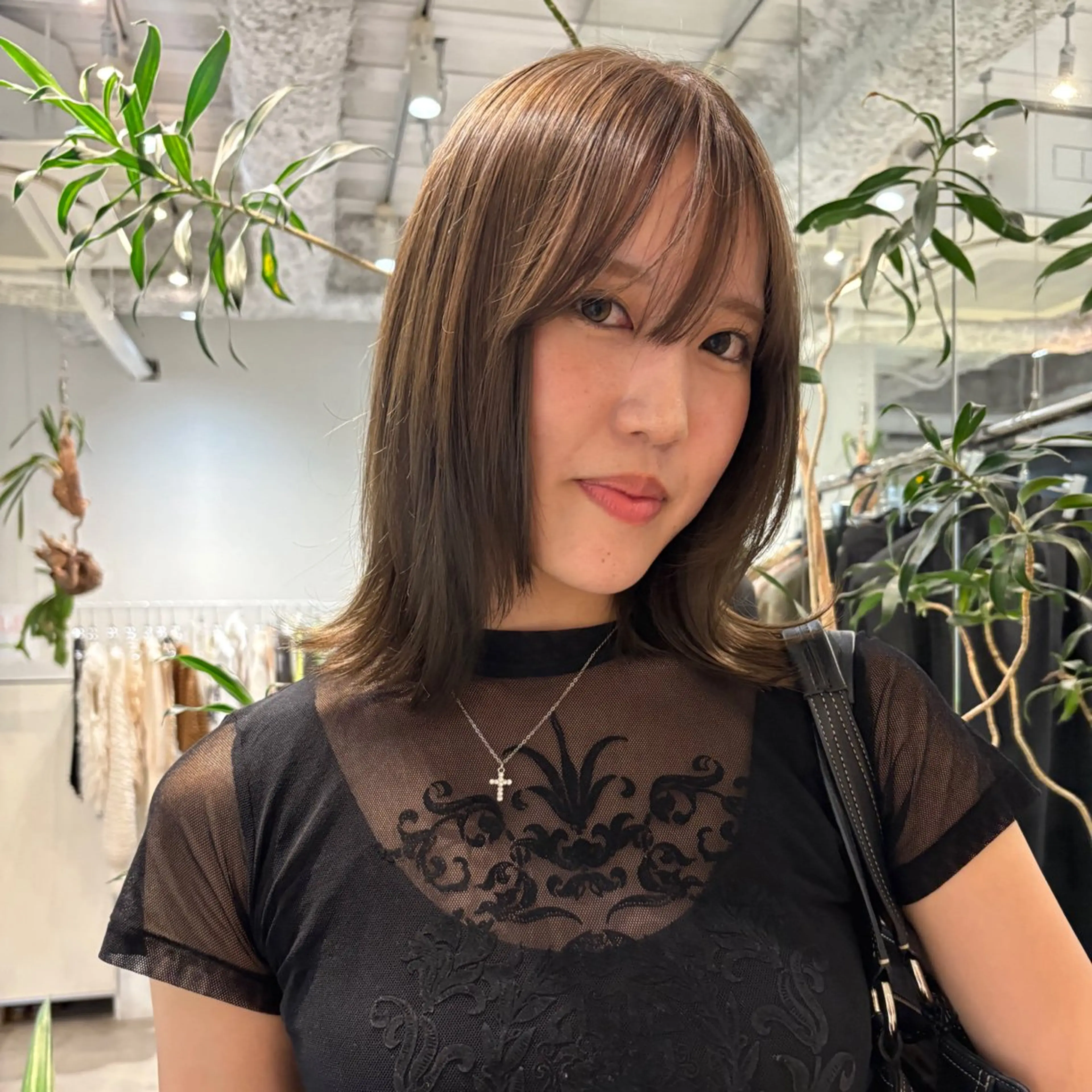 ミディアム カラー ANY Nodokaのヘアスタイル