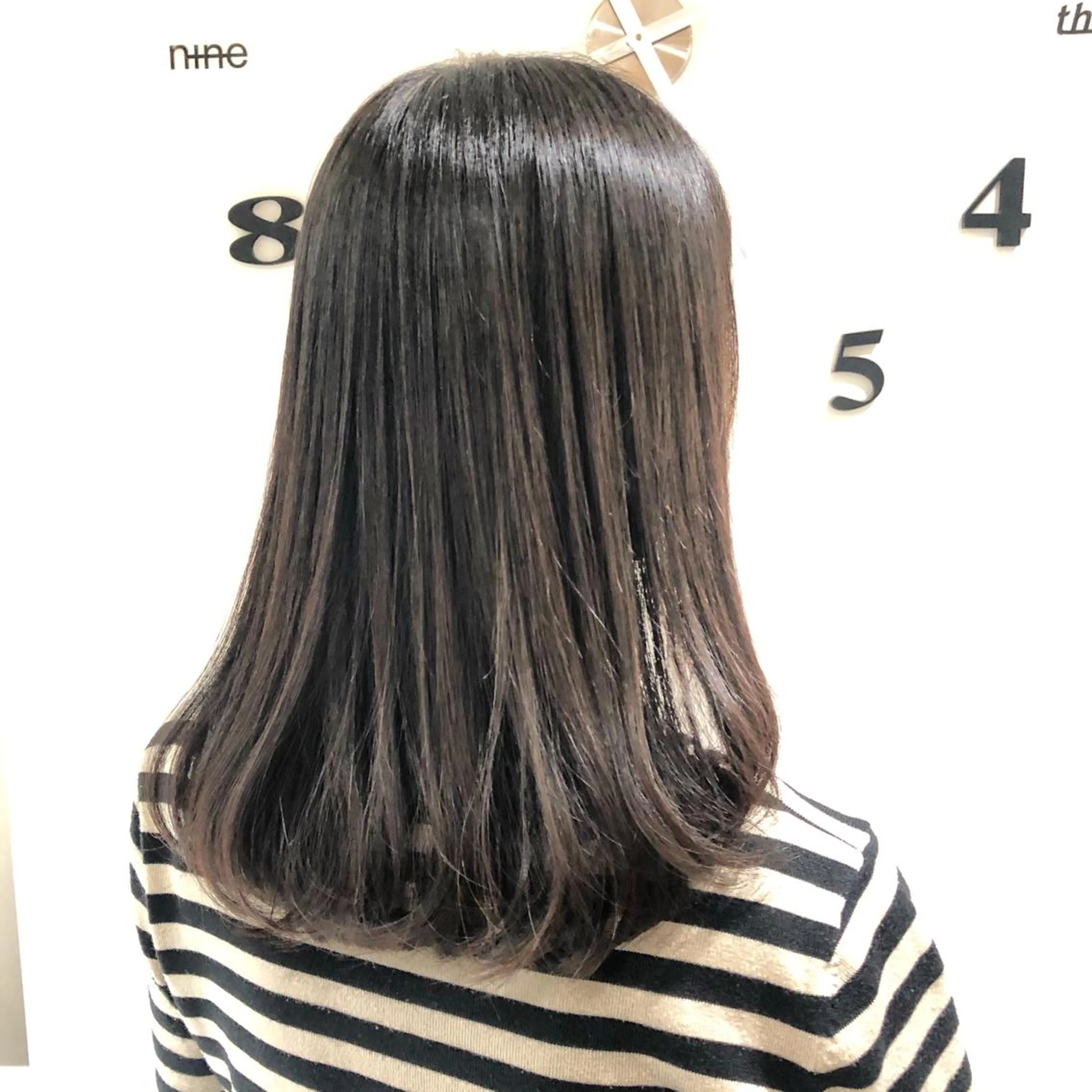 [全員]カット＋カラー(​〜​17時)10450円(シャンプー込.ロング料金別)[120分]の写真