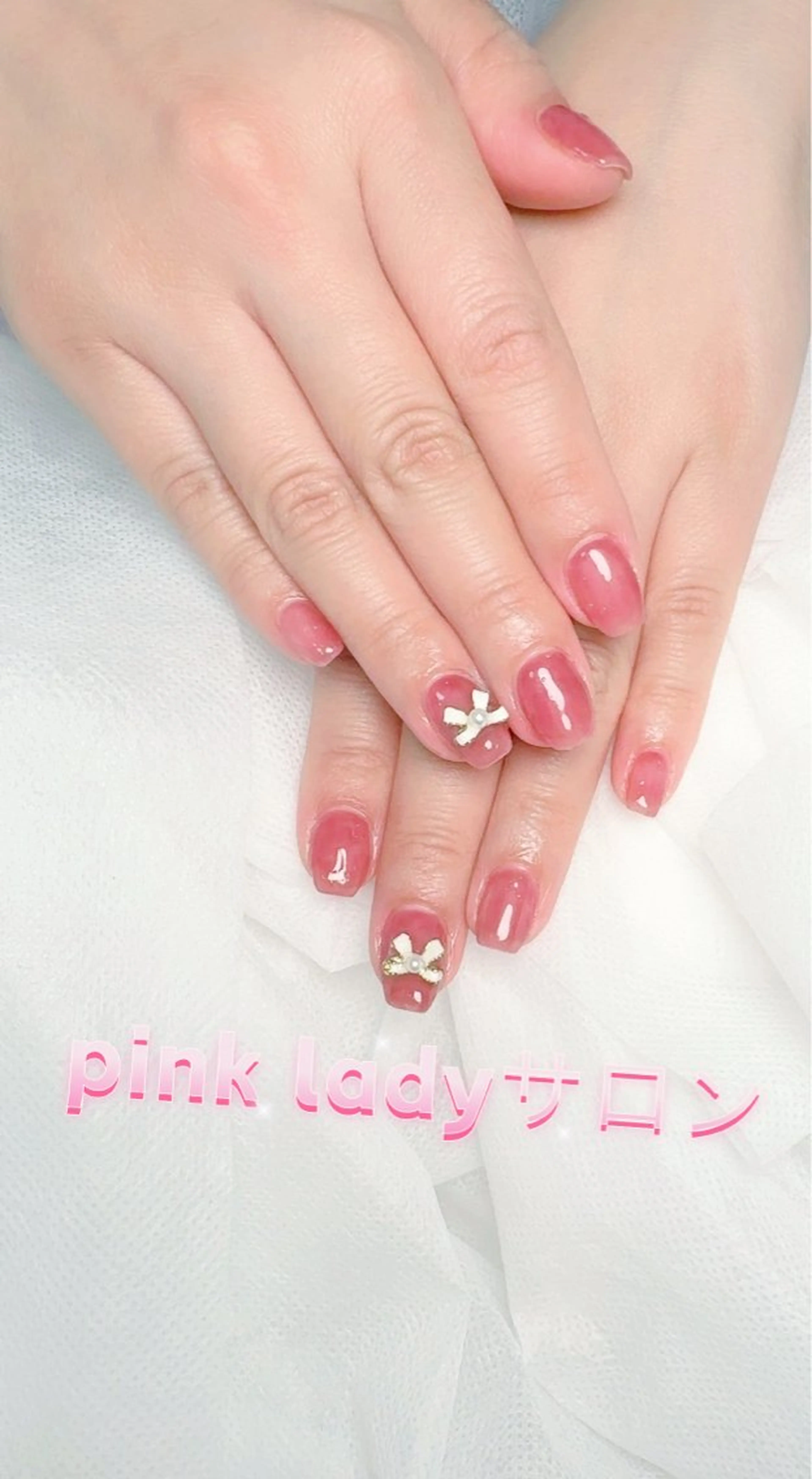 ネイル pink ladyサロン所属・べ にのネイルデザイン