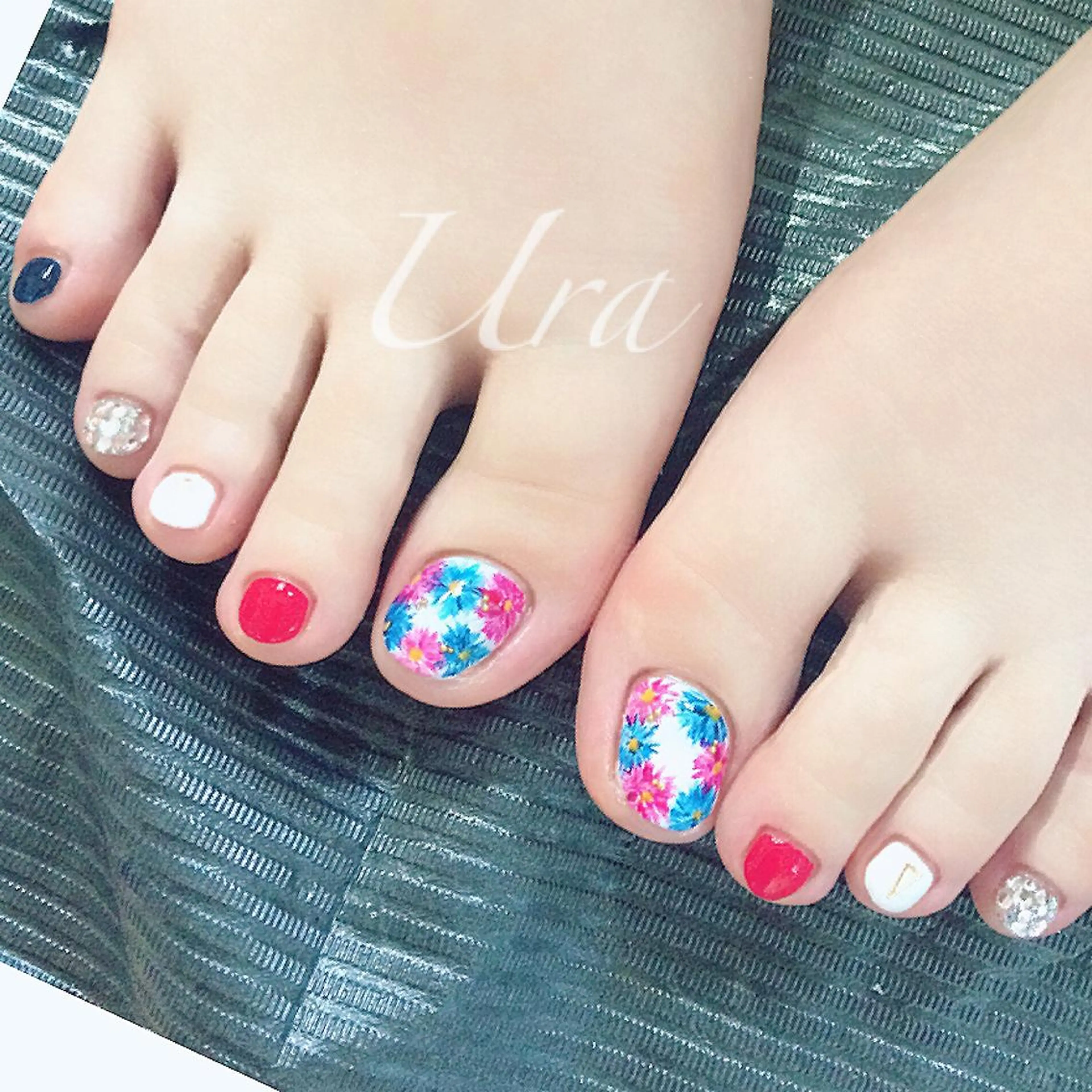 ネイル アートネイル フラワーネイル ストーンネイル UrakoNail 《nail》のネイルデザイン