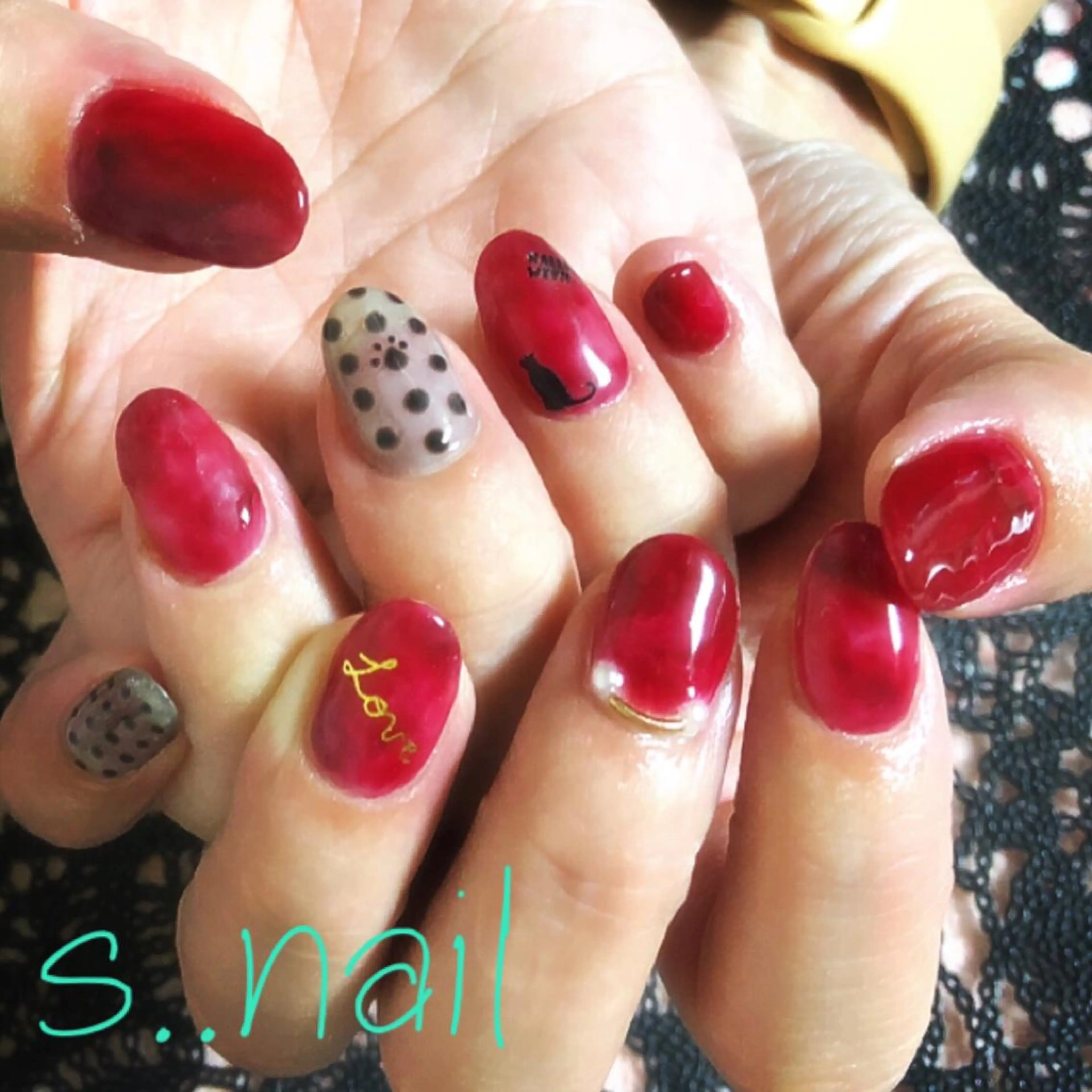 ネイル べっ甲ネイル ボルドー ハンドネイル フットネイル s..nail / MORITAのネイルデザイン
