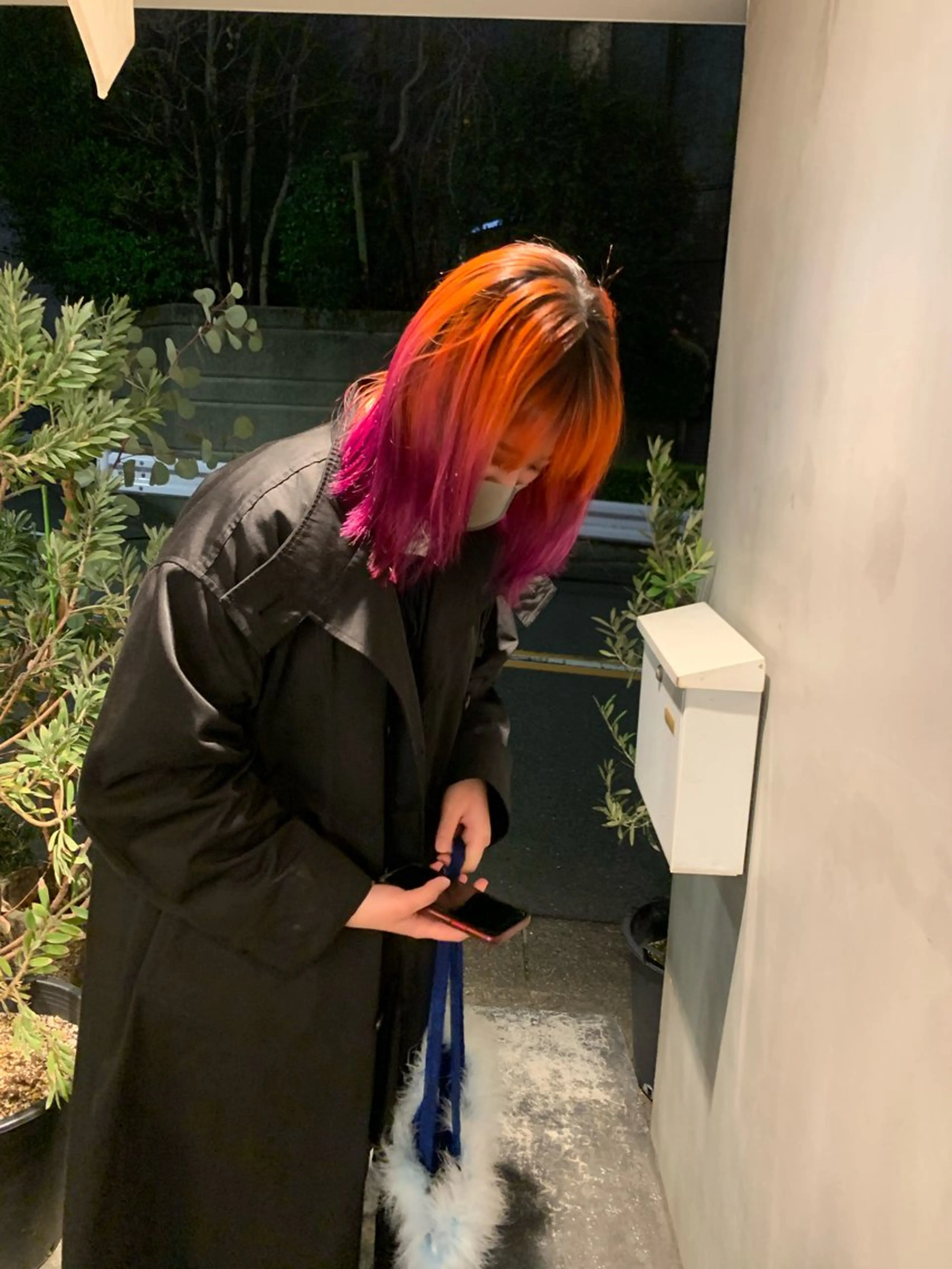 セミロング カラー セミロングパーマ ブリーチ ケアブリーチ デザインカラー ダブルカラー ヘアカラー トリートメント スパイラルパーマ 🌐hina⭐️のヘアスタイル