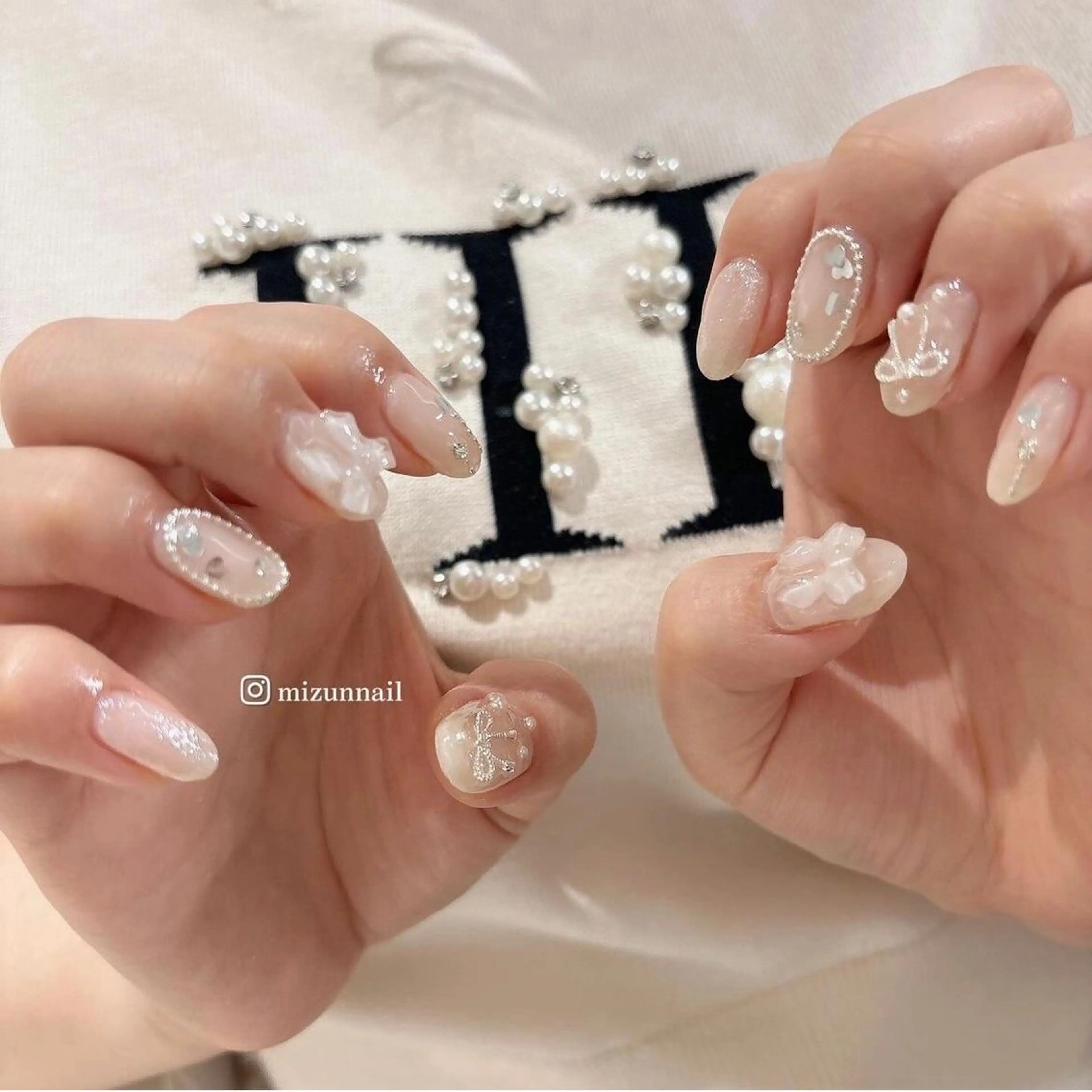 ネイル グラデーション ラメ(グリッター) マグネットネイル ミラーネイル ニュアンスネイル ハンドネイル Lumi de nails所属・Lumi de nailsのネイルデザイン