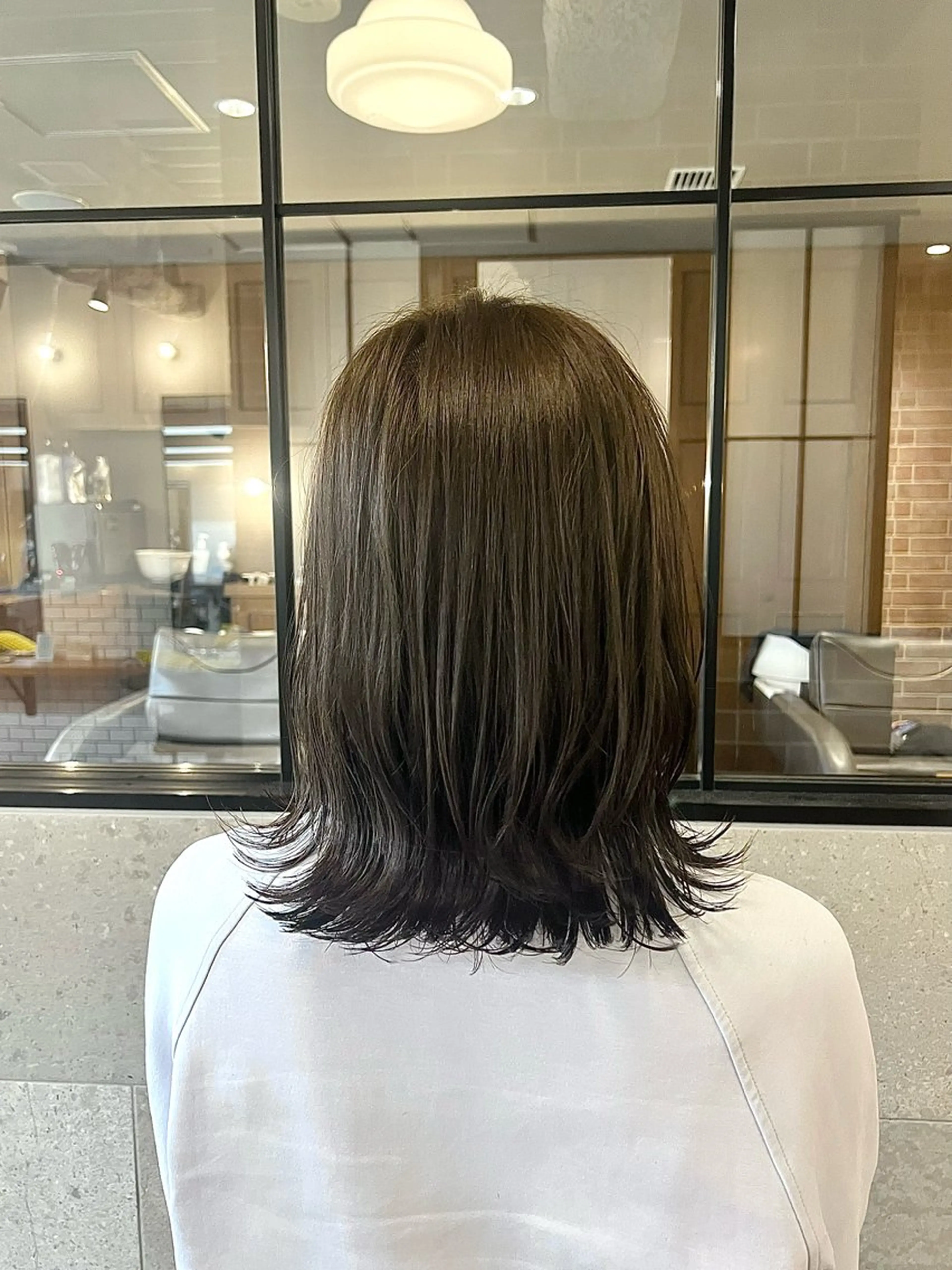 ミディアム カット ヘアカラー トリートメント 【艶髪】💐韓国風× 透明感💐深江裕稀のヘアスタイル