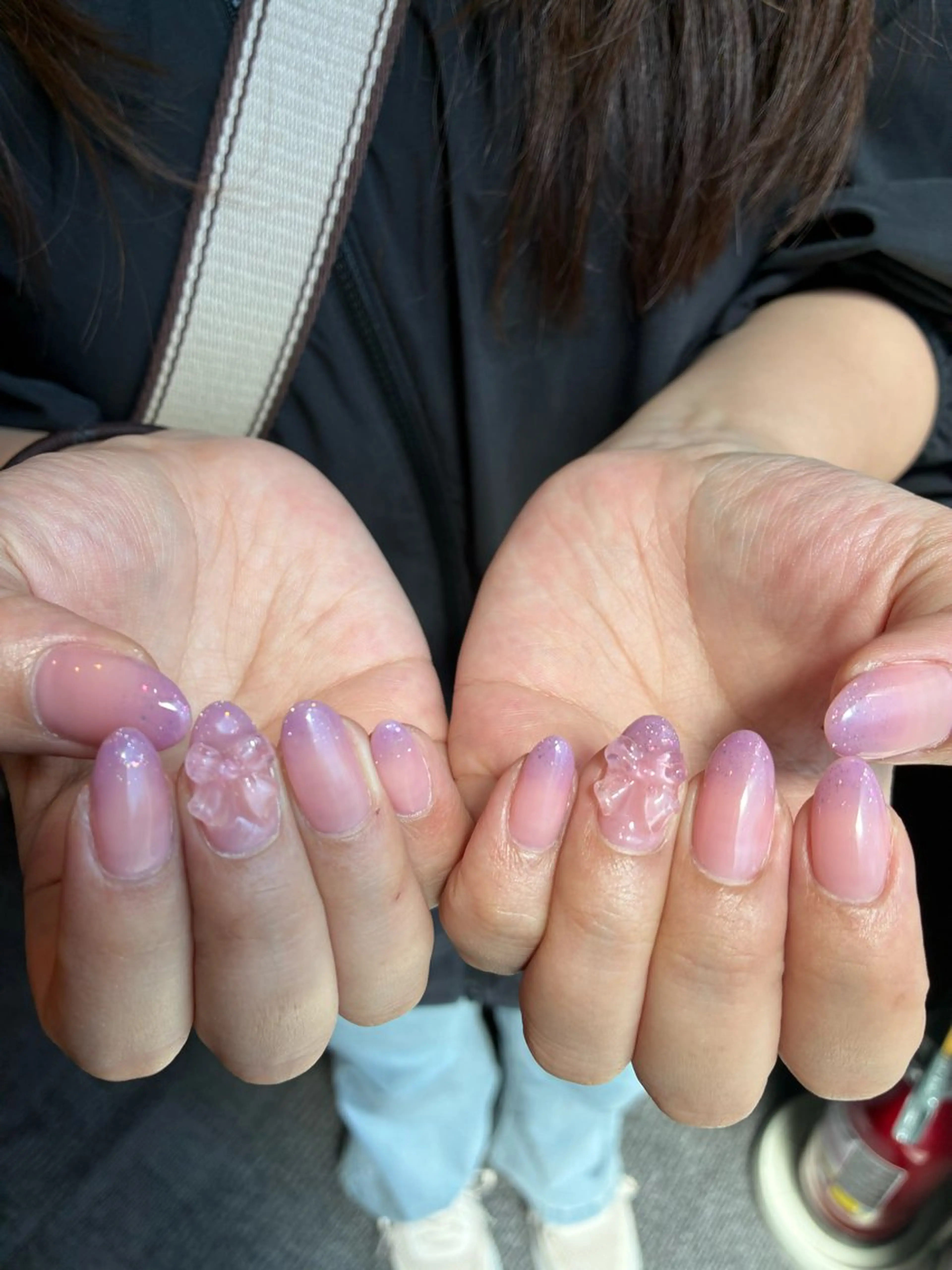 ネイル クリアネイル グラデーション キラキラネイル 韓国ネイル ラメ(グリッター) ハンドネイル 13日3980円‼️ マグもデザインも◎のネイルデザイン