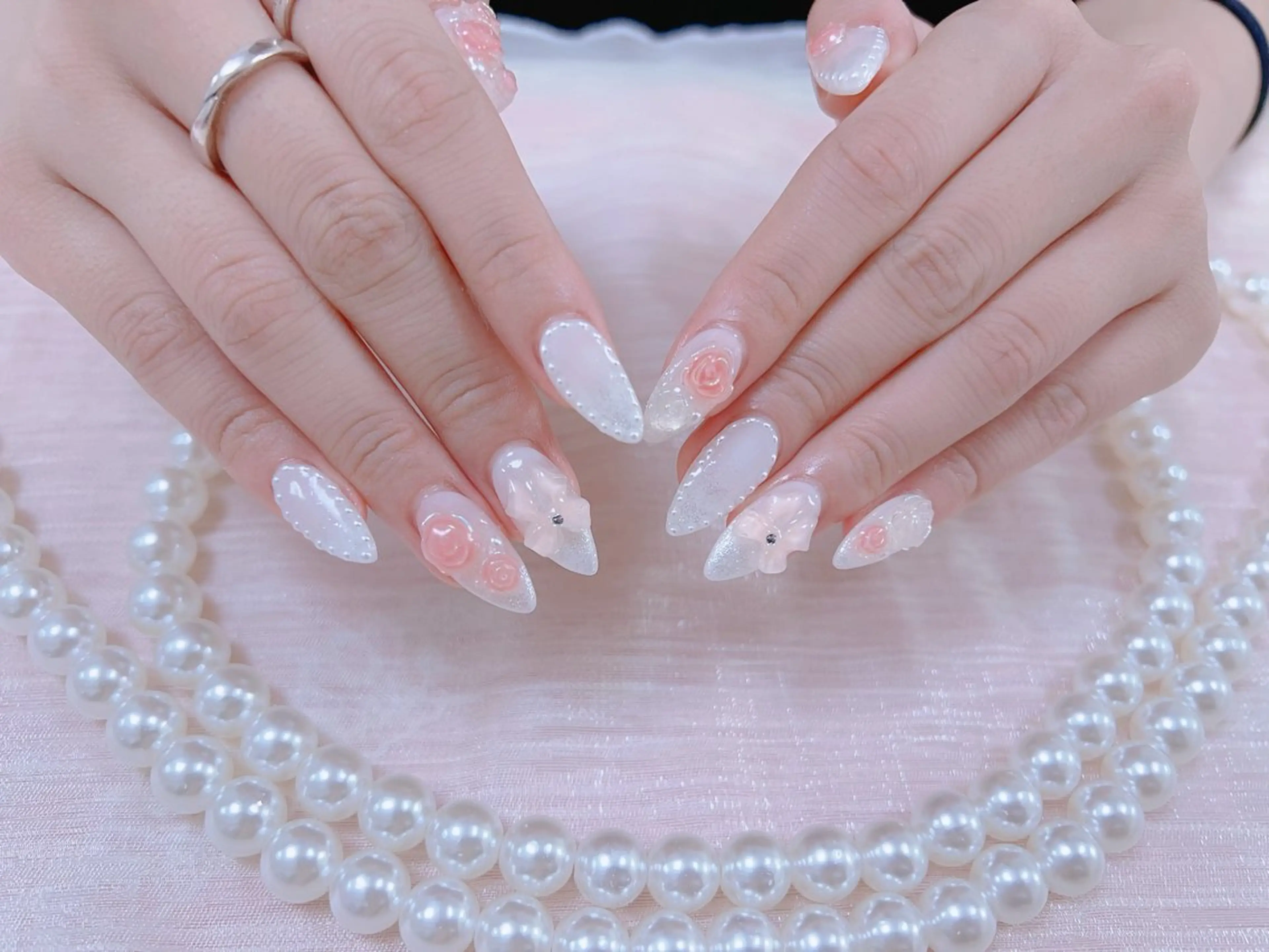 ネイル はぴねす所属・横浜 美夢のネイルデザイン