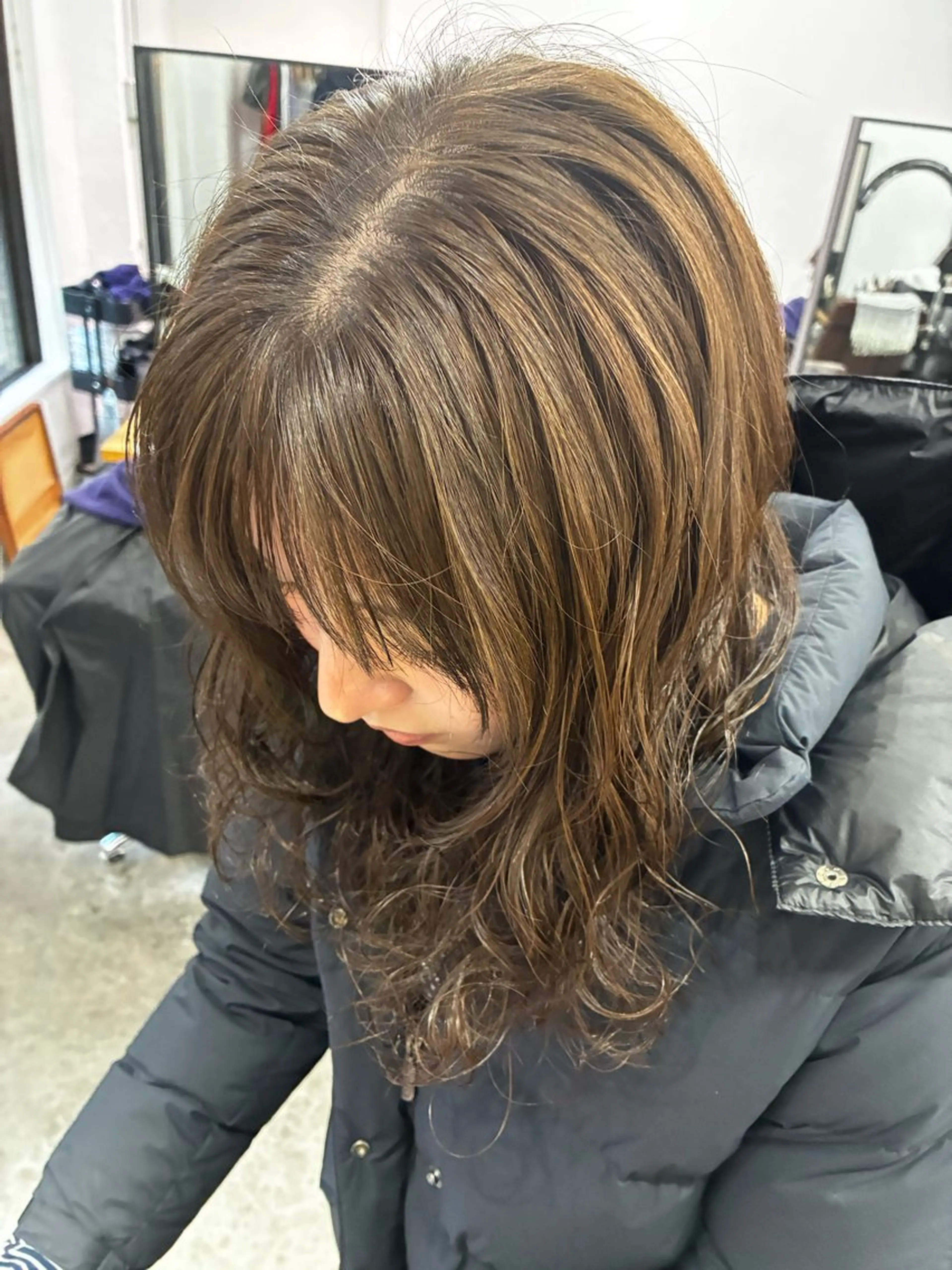 セミロング カラー ヘアカラー トリートメント 佐藤 芽衣のヘアスタイル