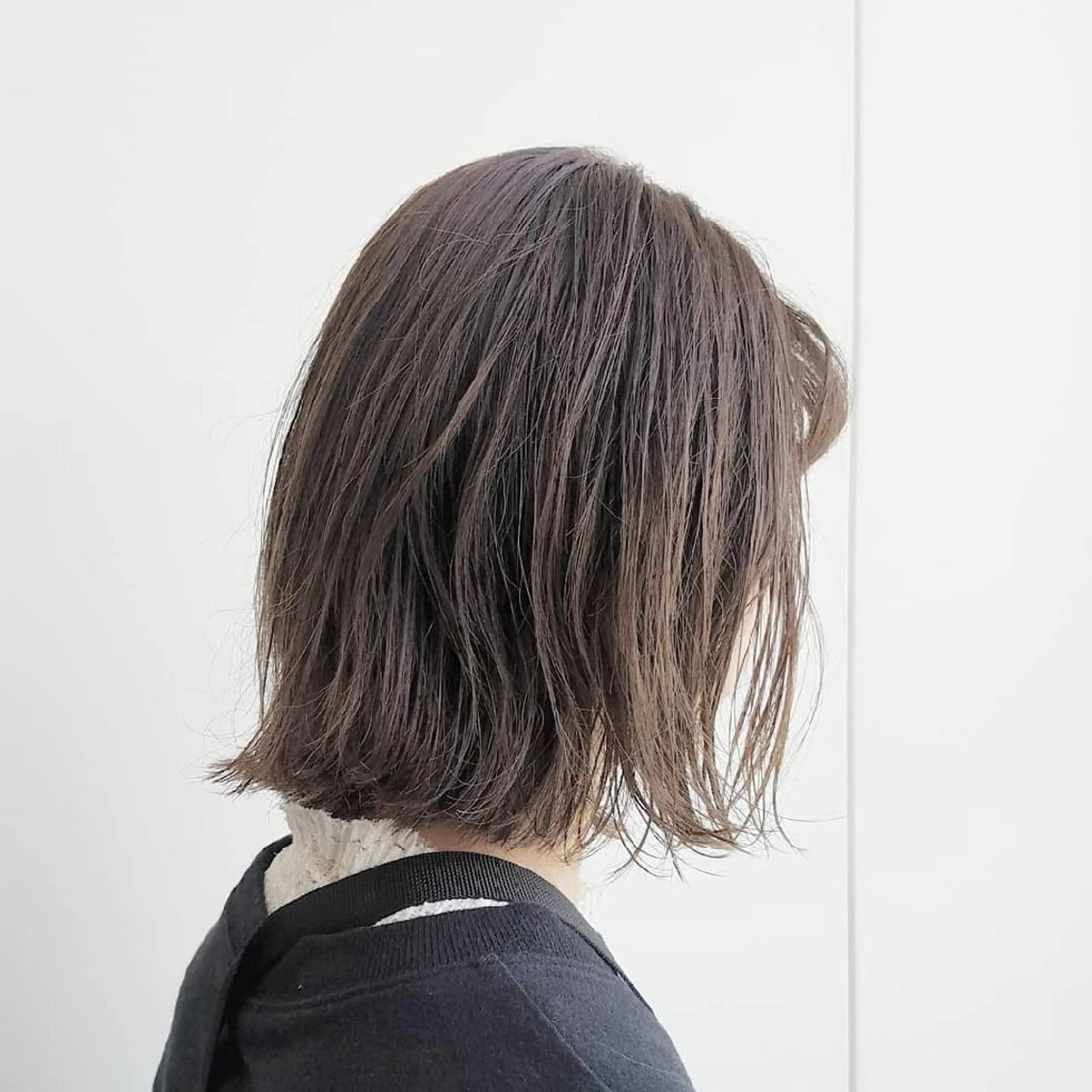 ミディアム カラー パーマ ヘアアレンジ ネイル マツエク・マツパ アッシュ ラベンダーカラー ラベンダーアッシュ iplus✴ まつげ、眉毛、耳つぼのマツエク・マツパデザイン