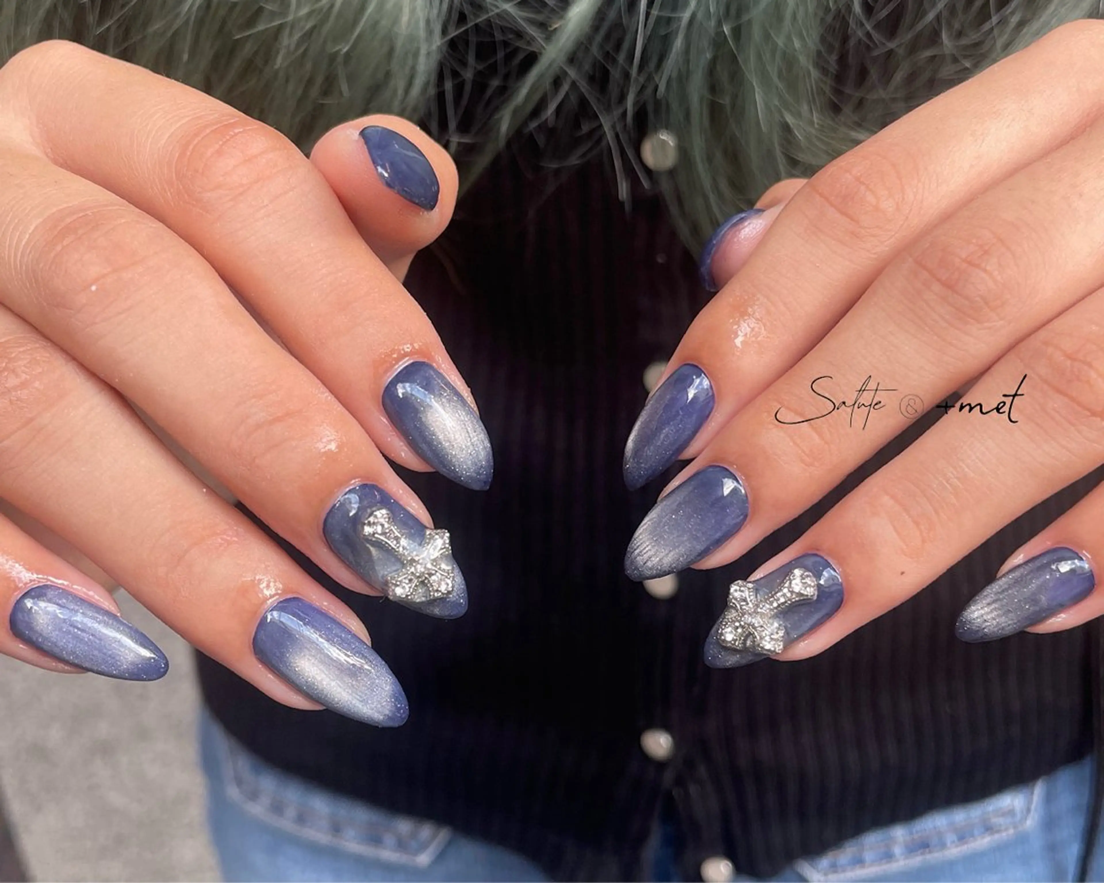 ネイル ブルー ハンドネイル 花岡 美沙子のネイルデザイン