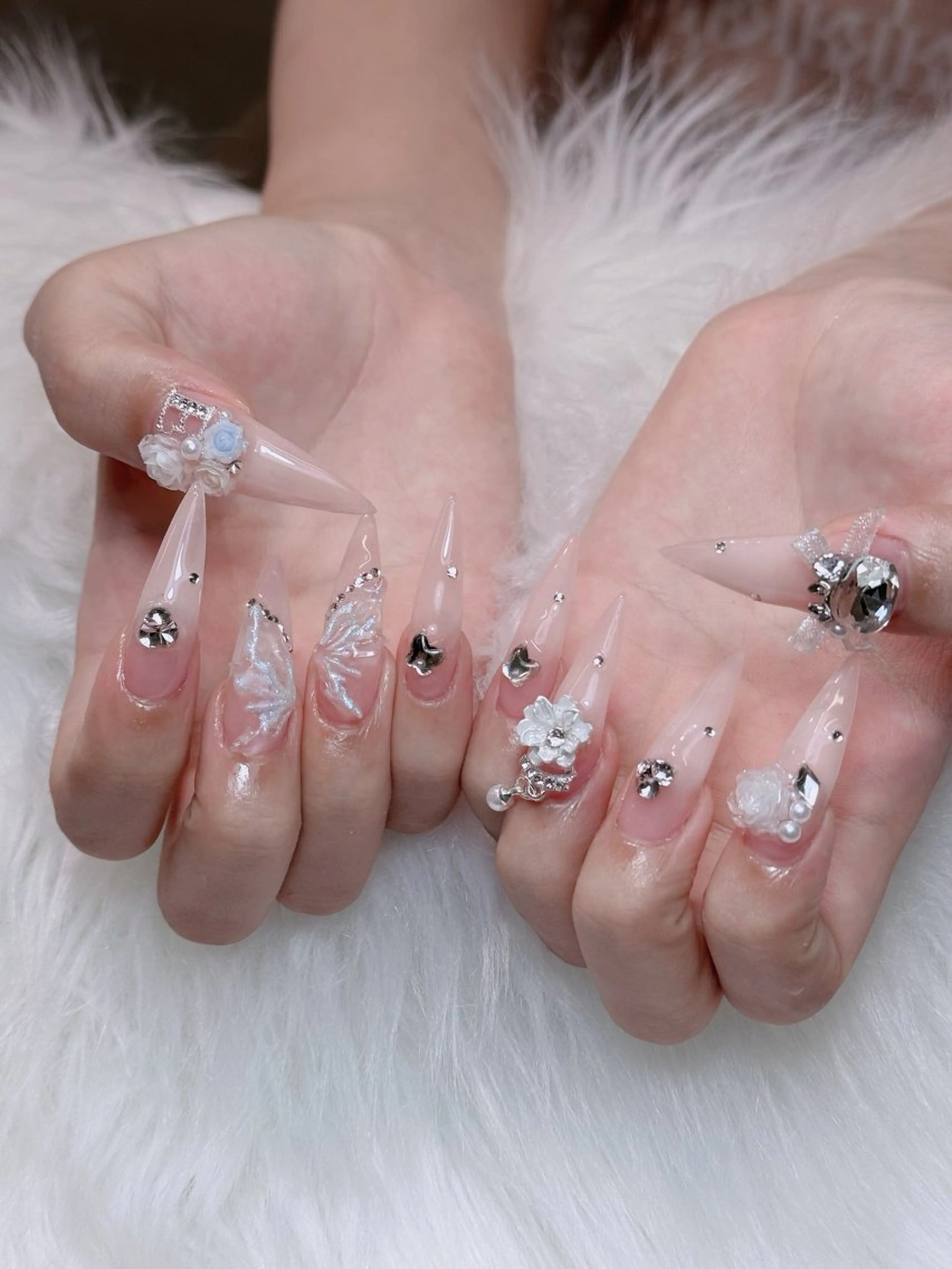 ネイル Lumi Nail 新大久保3‘のネイルデザイン