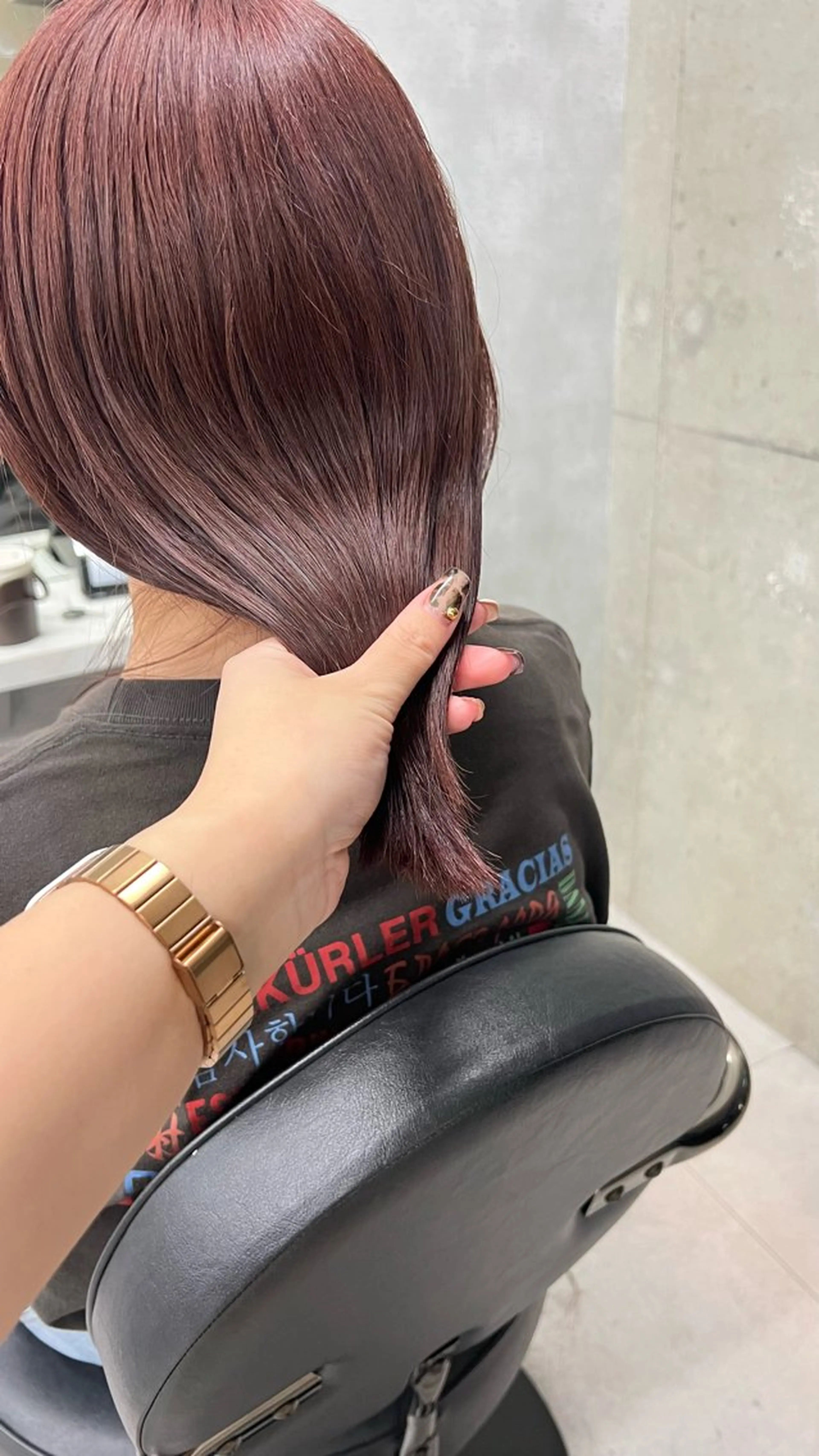 ロング カラー ブラウンカラー レッドカラー レッドブラウン anon Loemのヘアスタイル