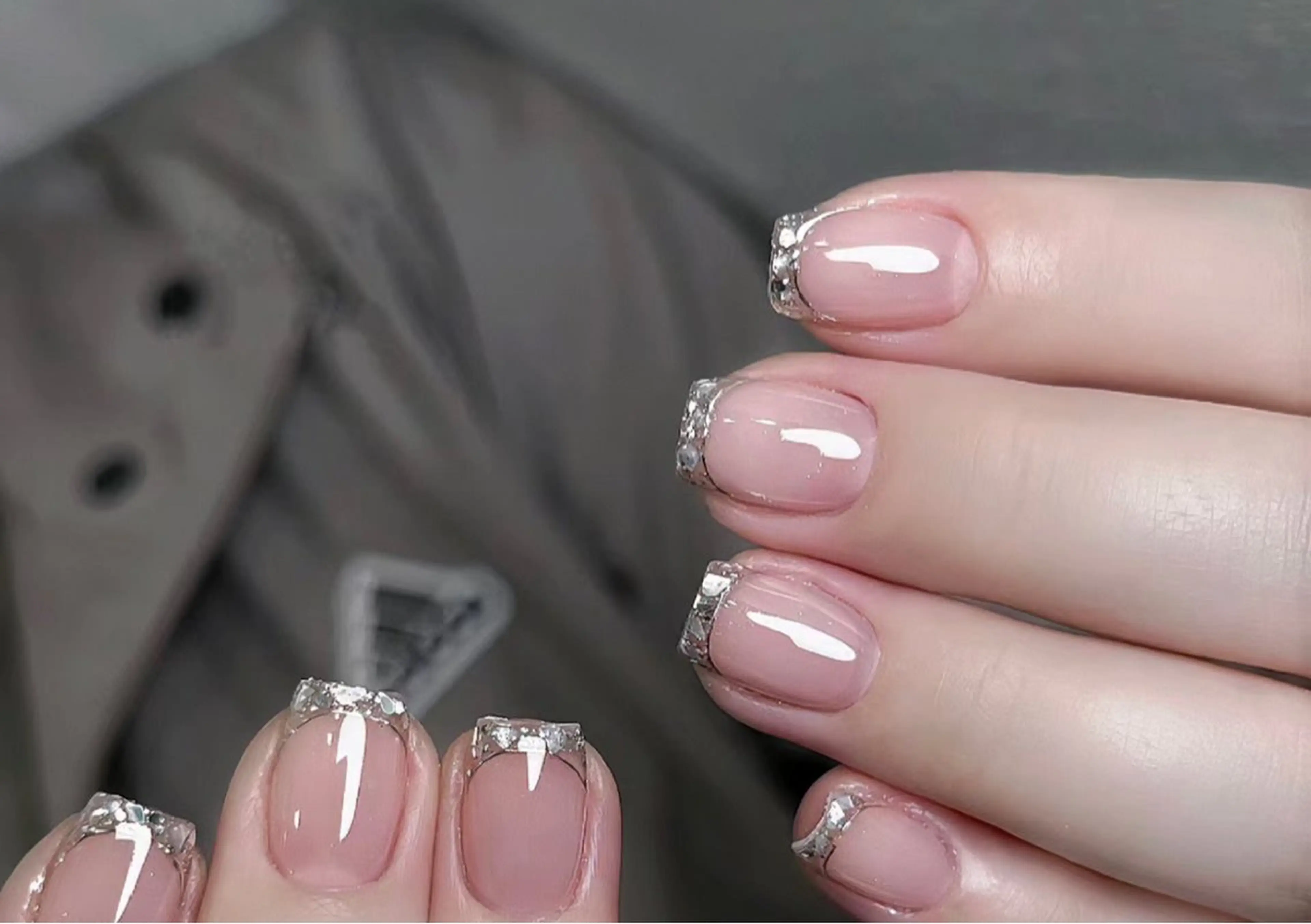 🩵ガラスフレンチ❣️ソフトジェル付け替えオフずっと無料🌪️の写真