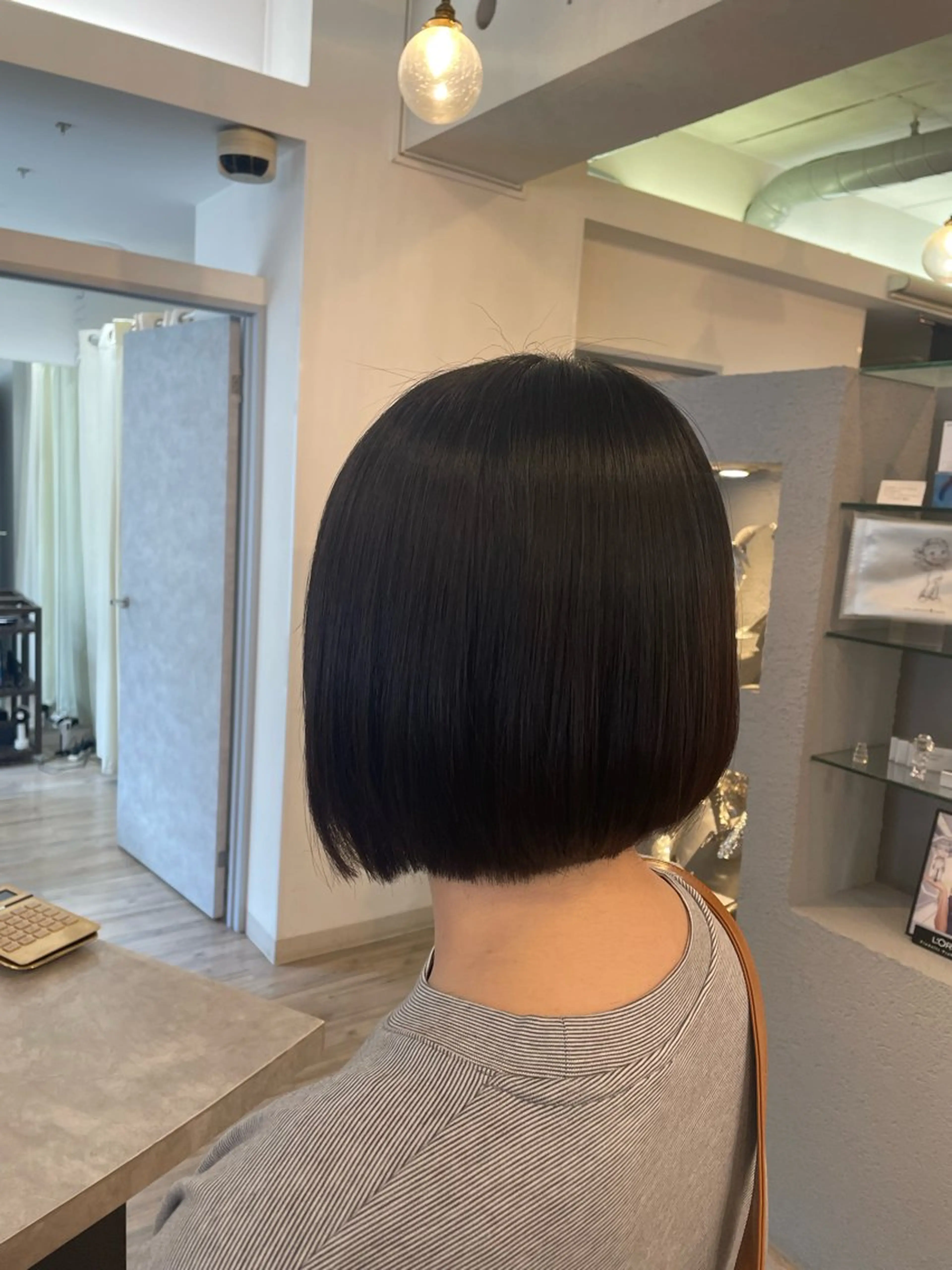 ミディアム パーマ カット 縮毛矯正 トリートメント VISAGE ba.sk 金子詩帆のヘアスタイル