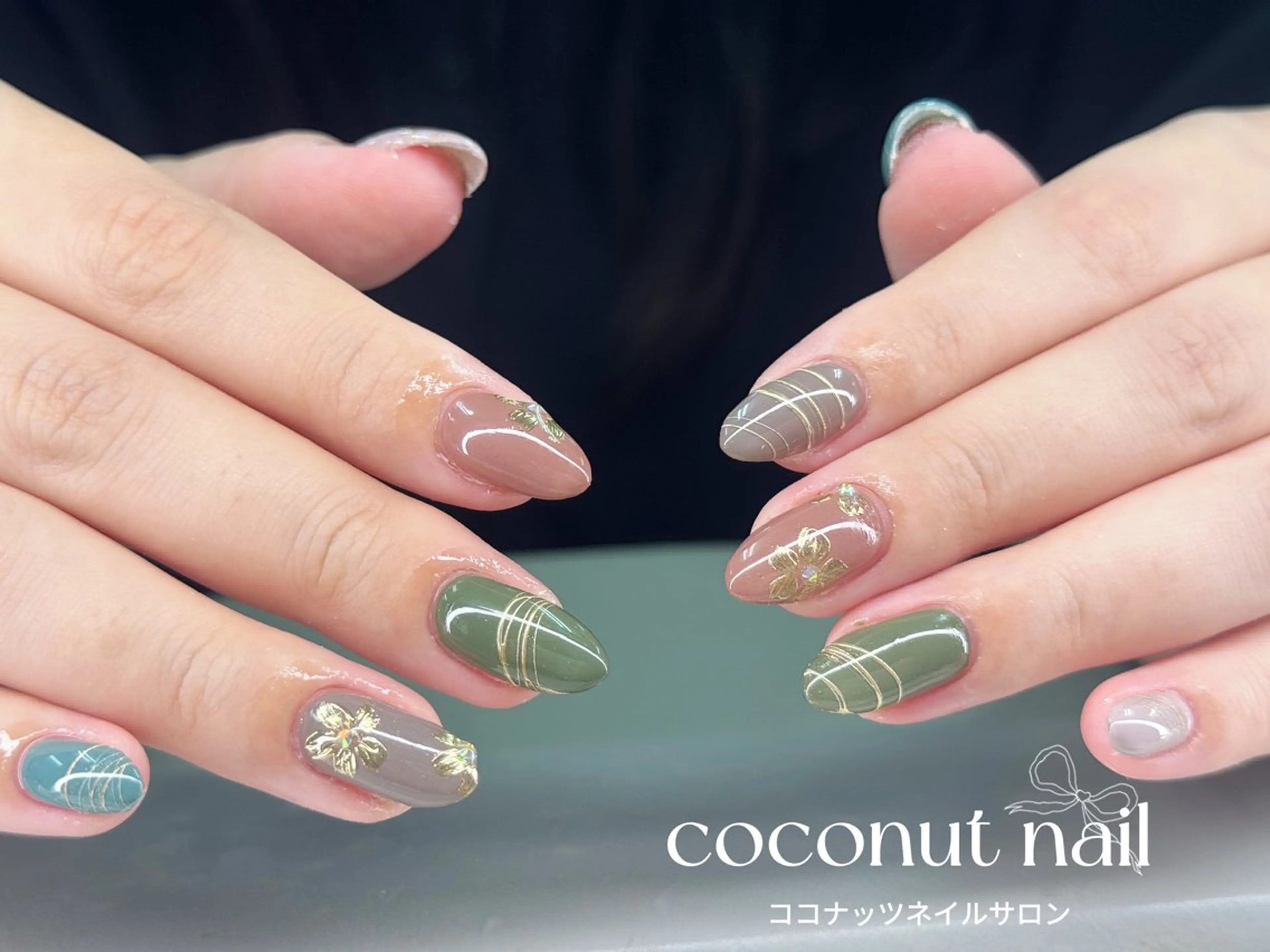 ネイル べっ甲ネイル フレンチネイル キラキラネイル マグネットネイル 大理石ネイル(マーブル) ハンドネイル 神田 ココナッツのネイルデザイン