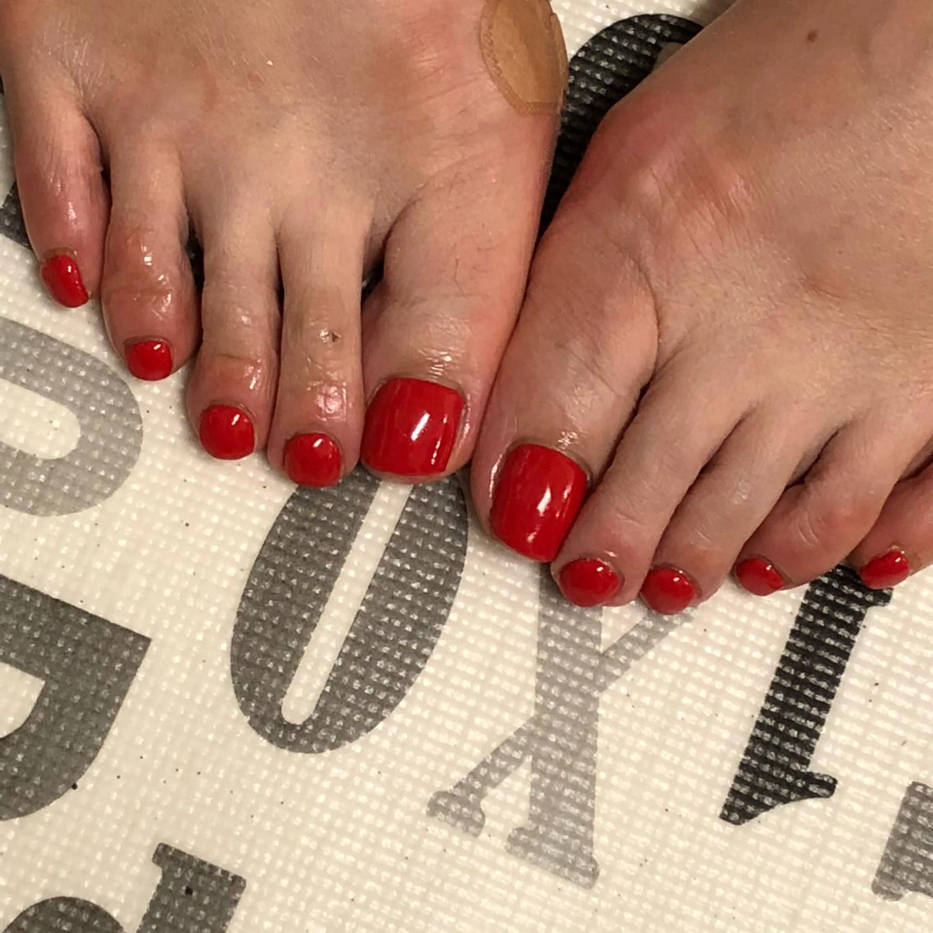 ネイル フットネイル ワンカラーネイル KIREIE NAILSのネイルデザイン