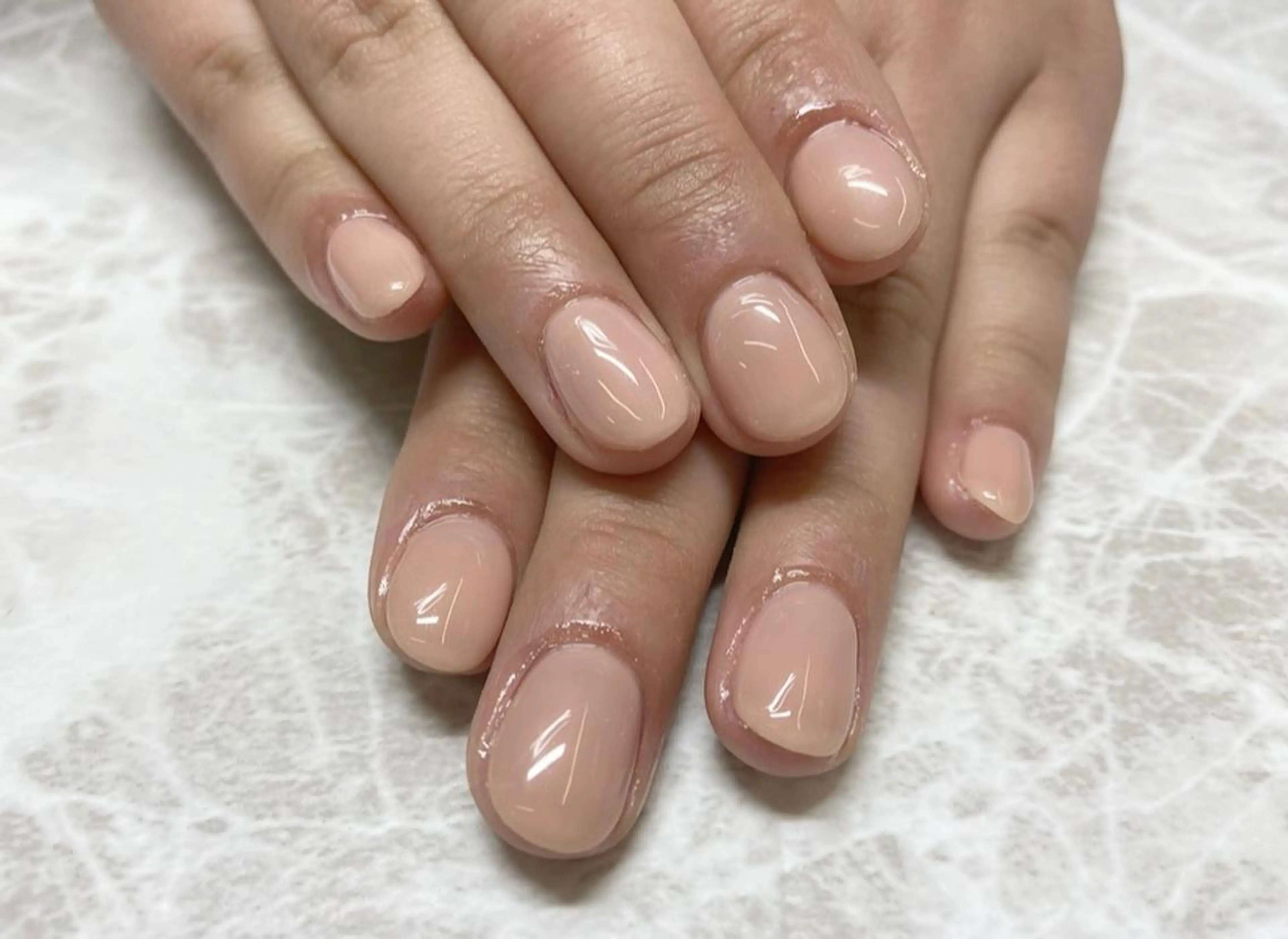 ネイル 氷ネイル・うるうるネイル ワンカラーネイル 🧸熊谷 かほ🧸のネイルデザイン