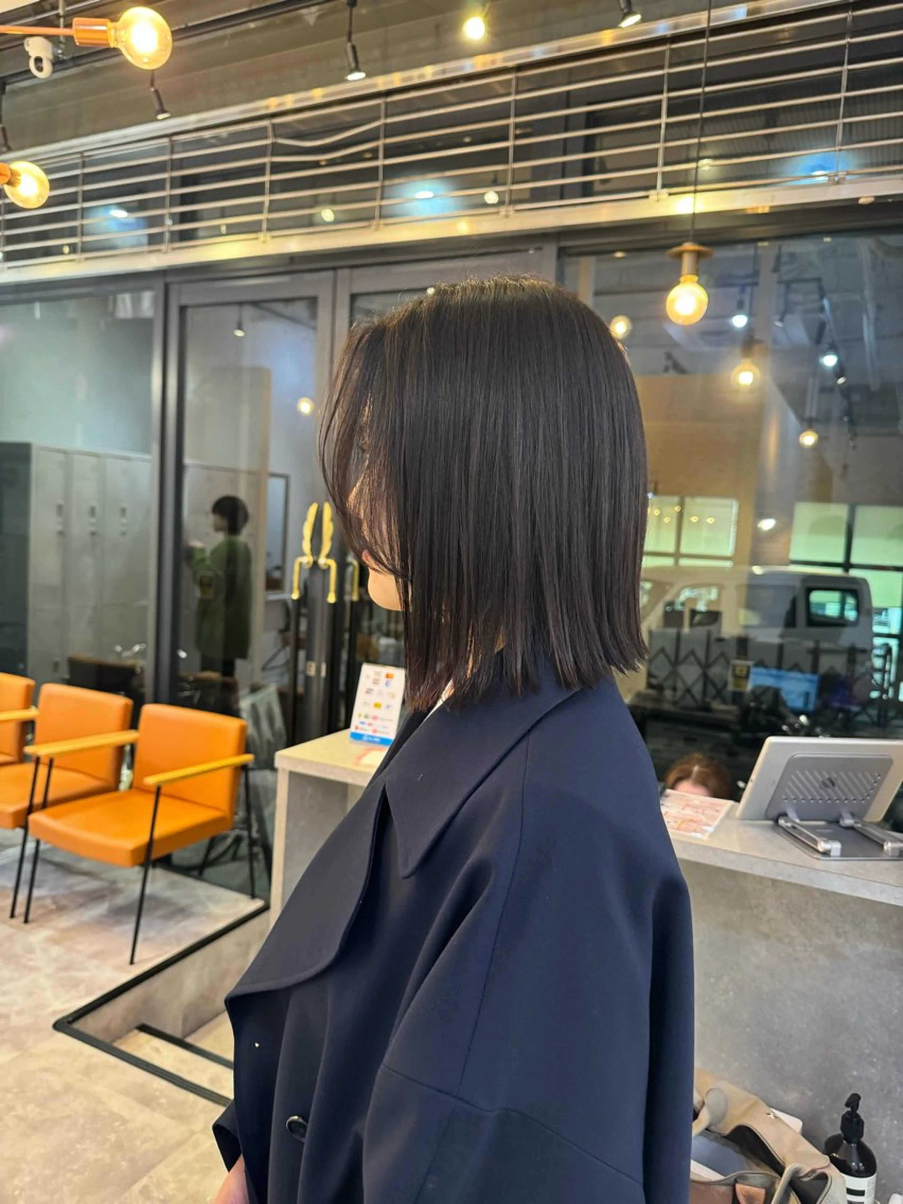 ミディアム カラー 切りっぱなしボブ ボブ カット 赤み無し柔らかカラー 【梅田】madokaのヘアスタイル