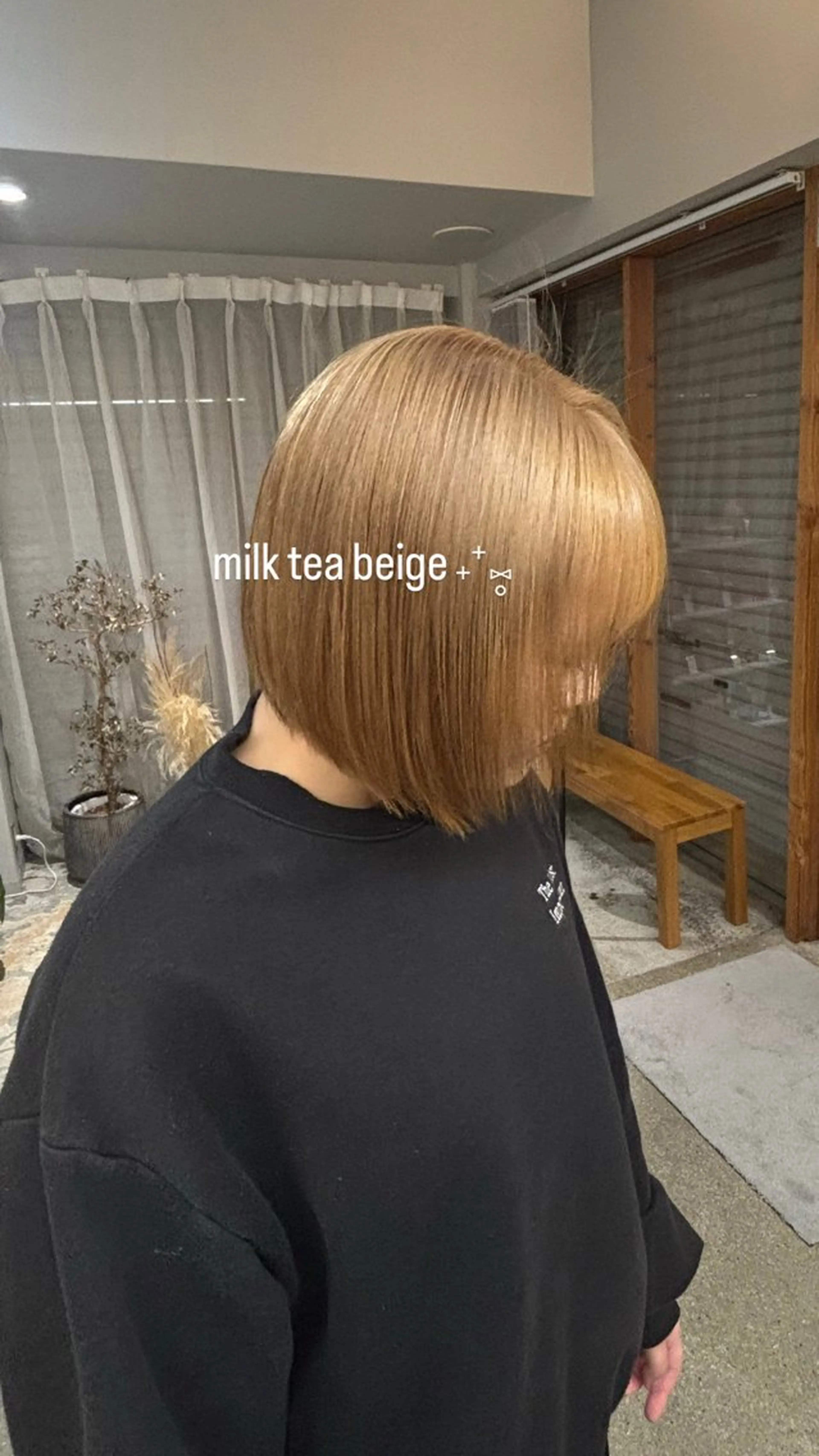 ショート カラー ヘアカラー cipre 萌乃のヘアスタイル