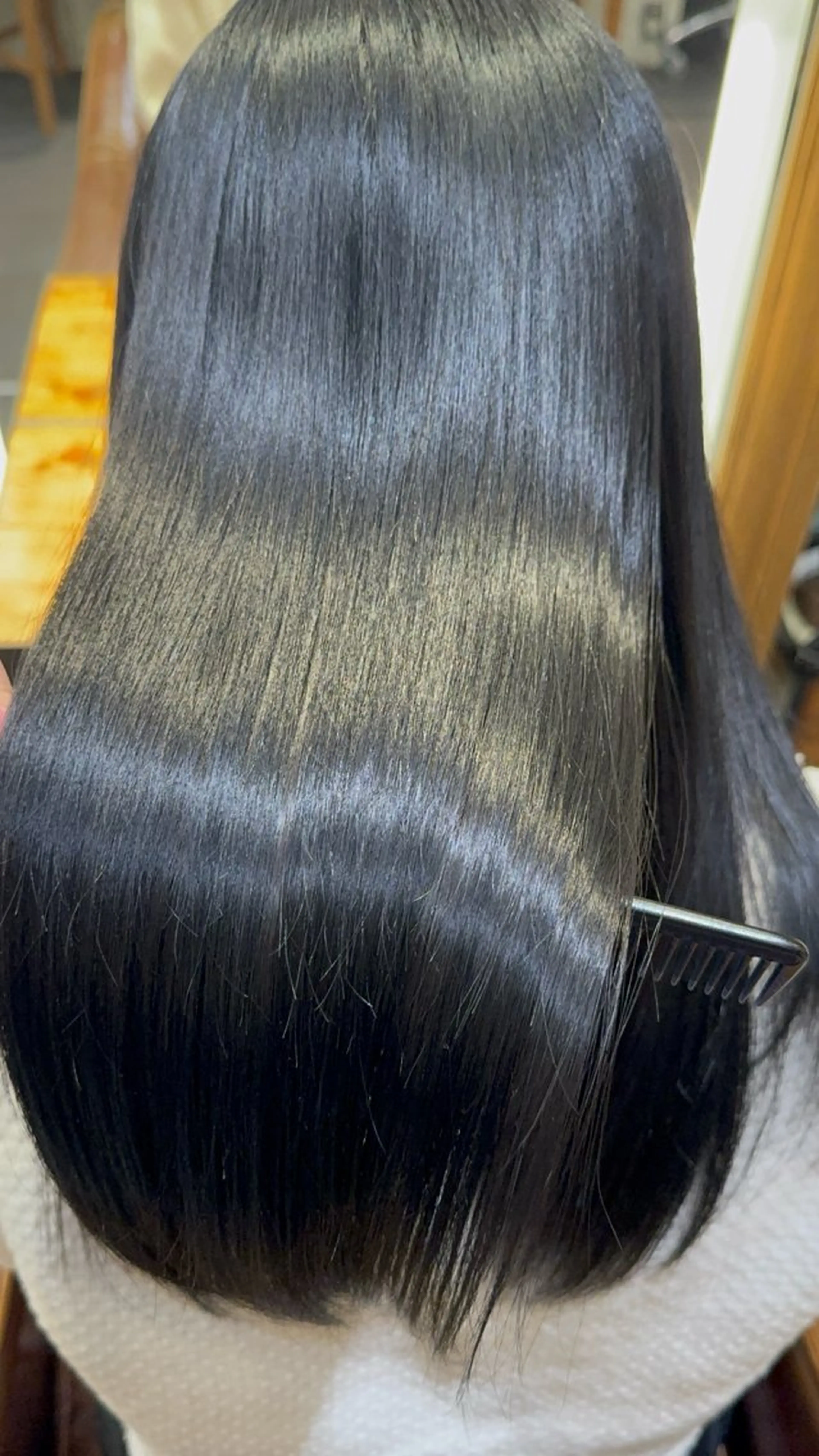 セミロング カラー 髪質改善 MINX ginzaセントラル所属・大石 海月（おおいしみづきのヘアスタイル