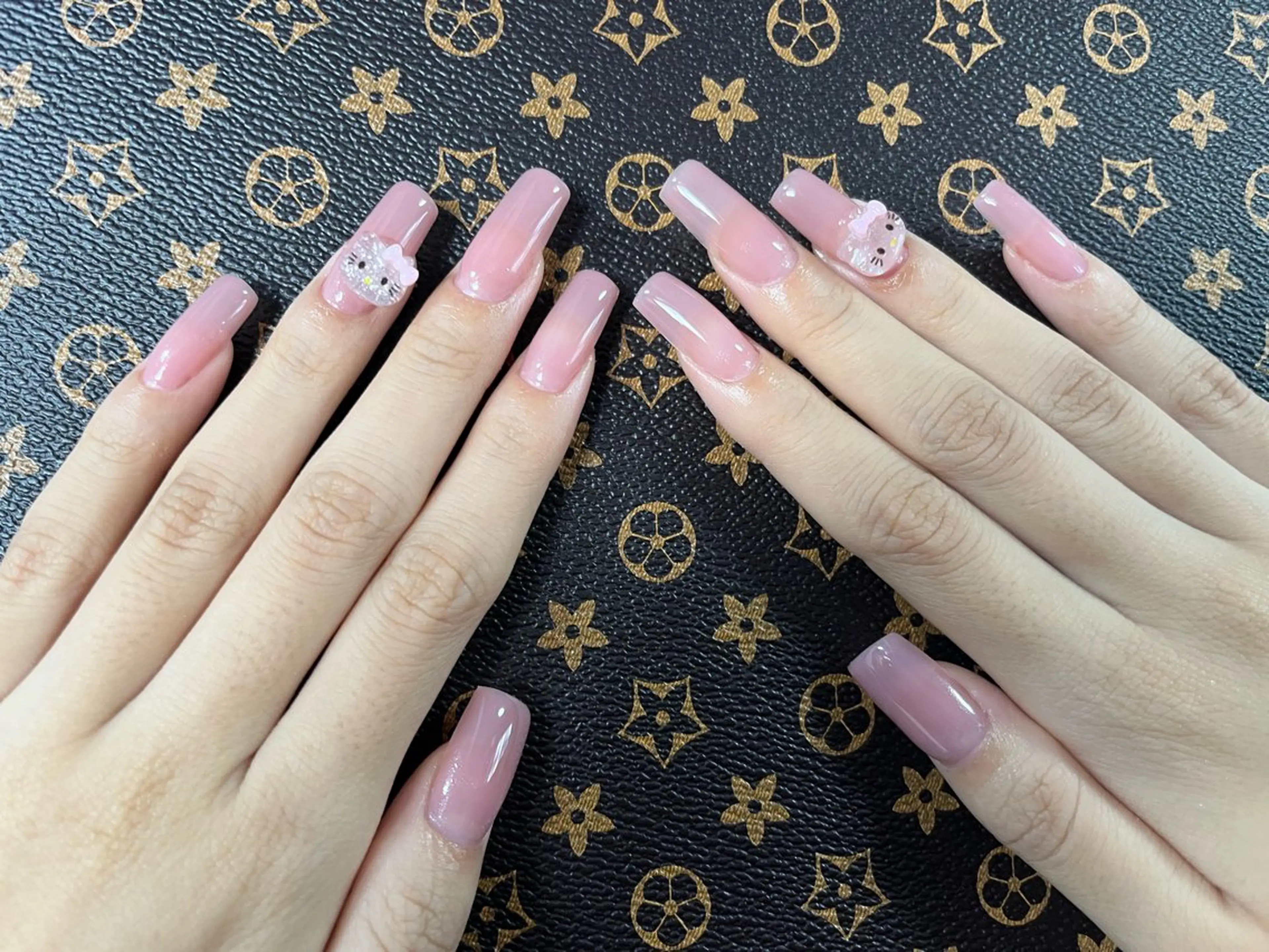 ネイル 飯塚 陽葵のネイルデザイン