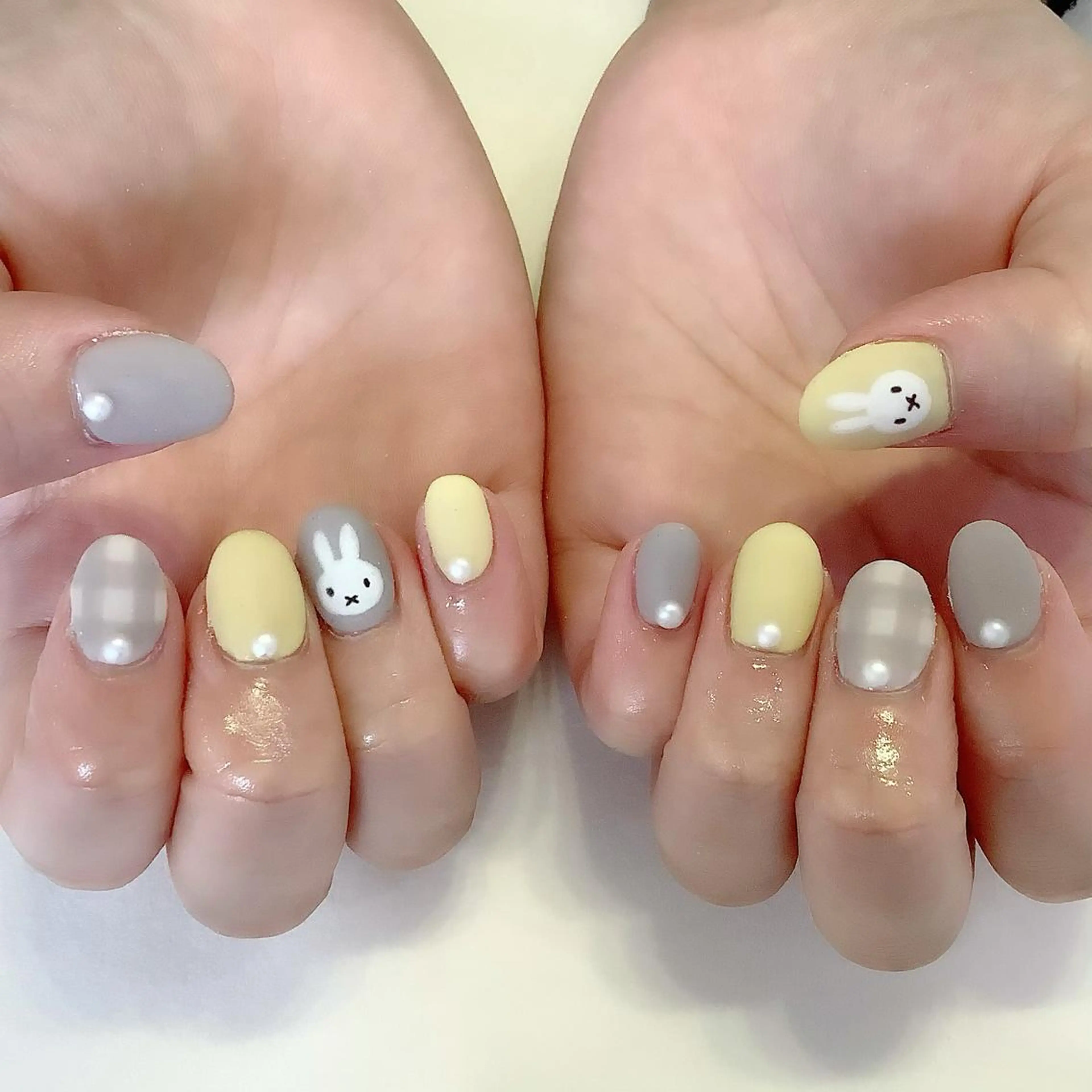 ネイル ハンドネイル 💎🐰 saki. m 🐰💎のネイルデザイン