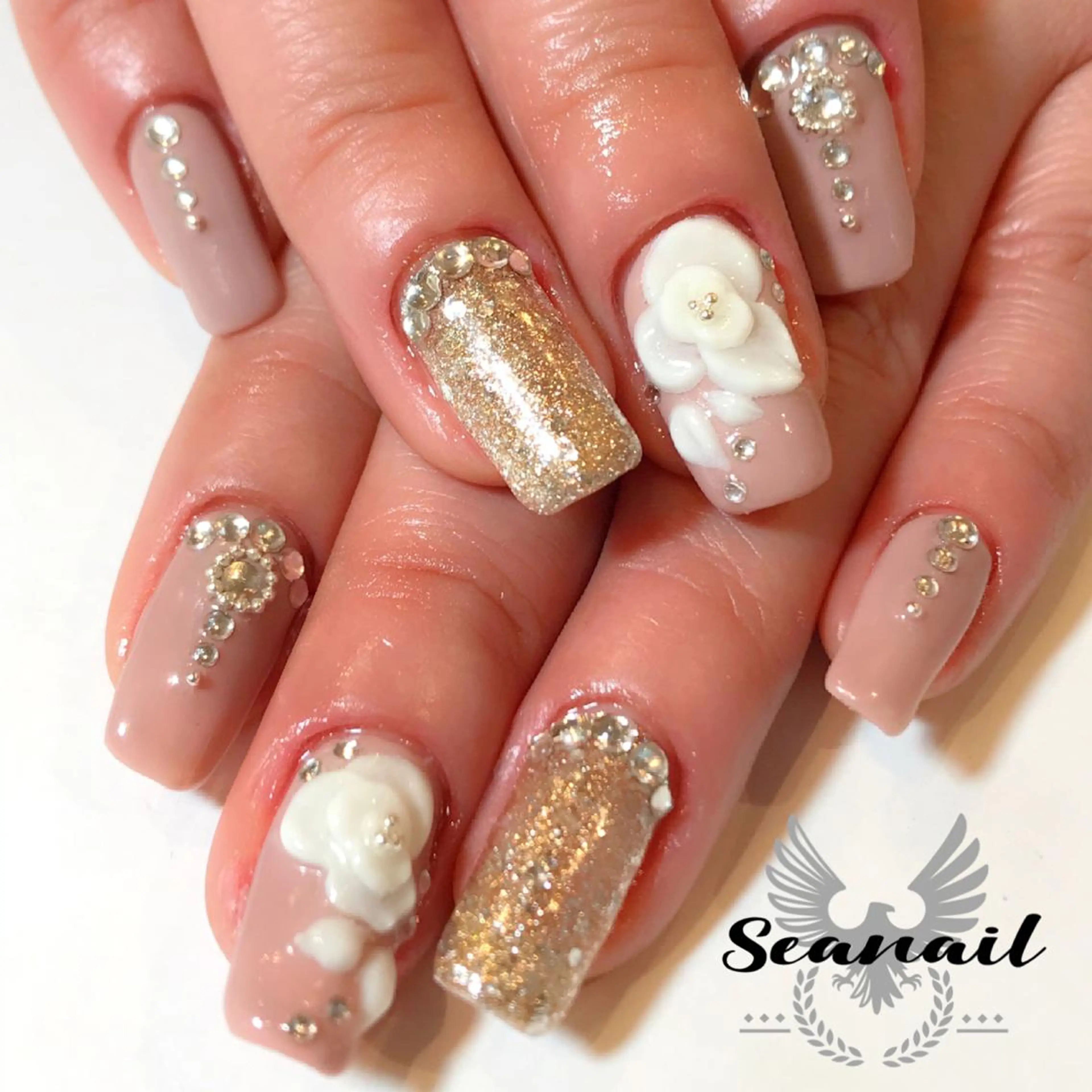 ネイル 小尾 栞のネイルデザイン