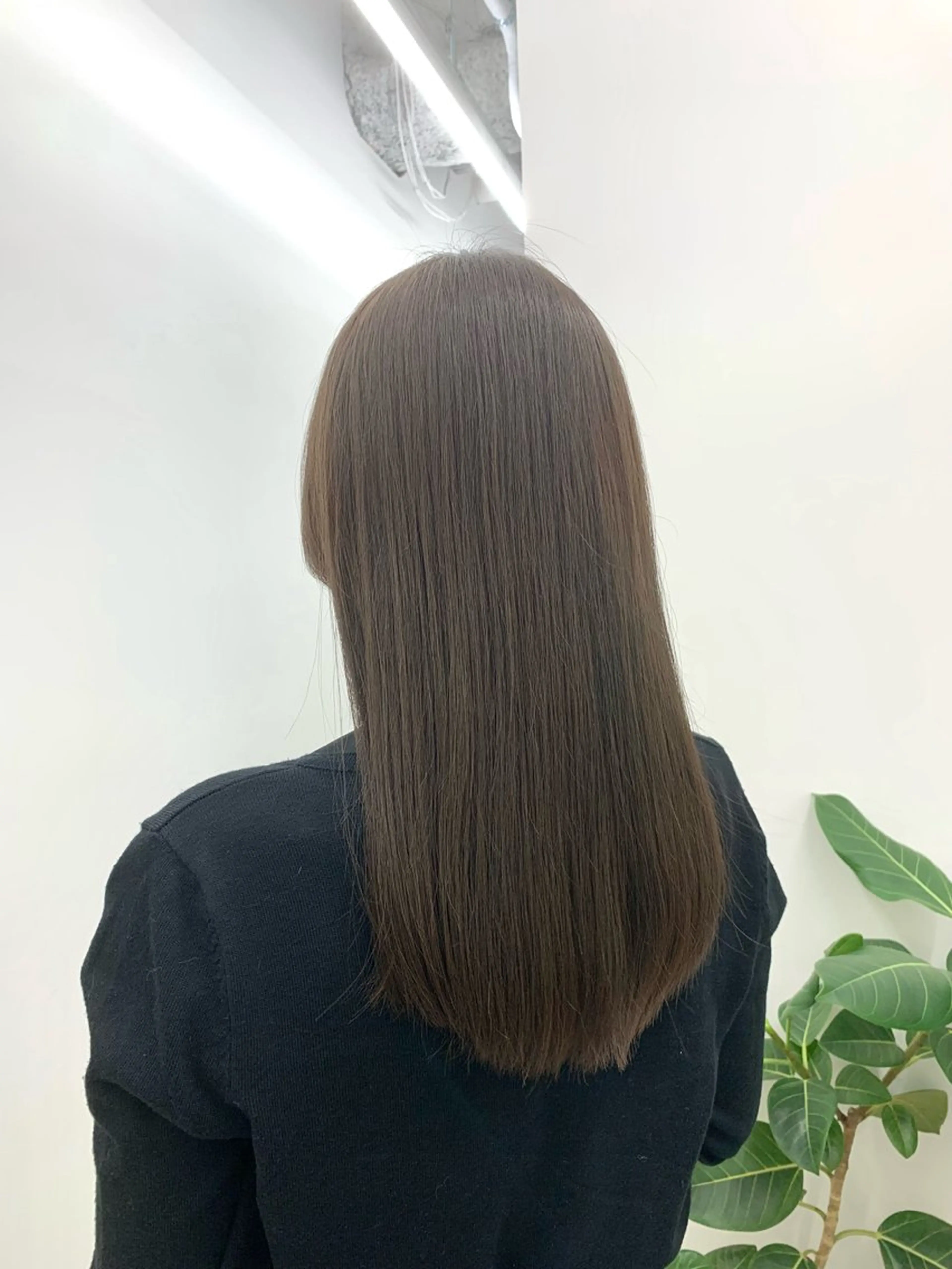 セミロング カラー グレージュ オリーブグレージュ オリーブグレー 本格ヘッドスパ🌿 ×ヘア　佐藤のヘアスタイル