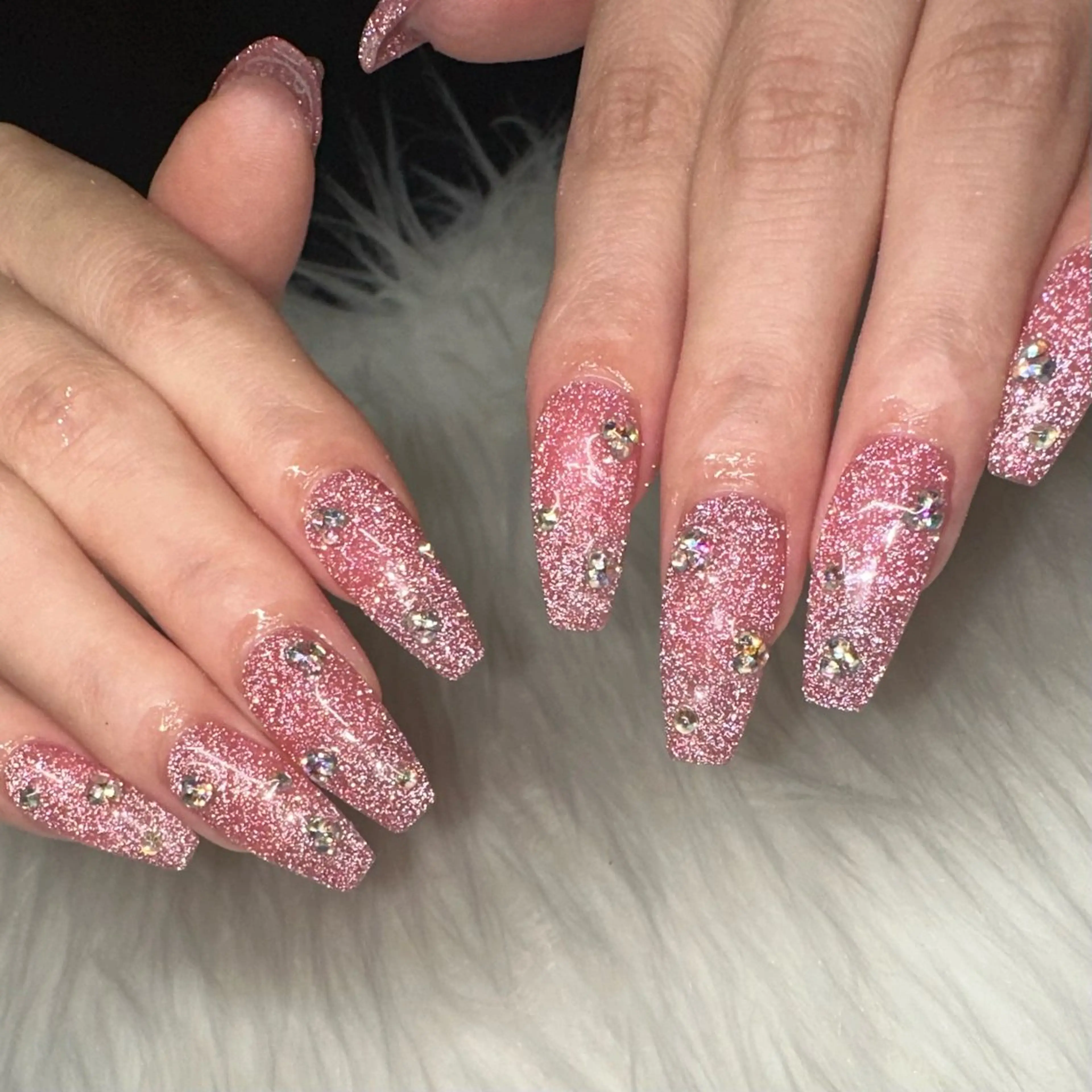 ネイル ストーンネイル ハンドネイル Nailist Amiのネイルデザイン