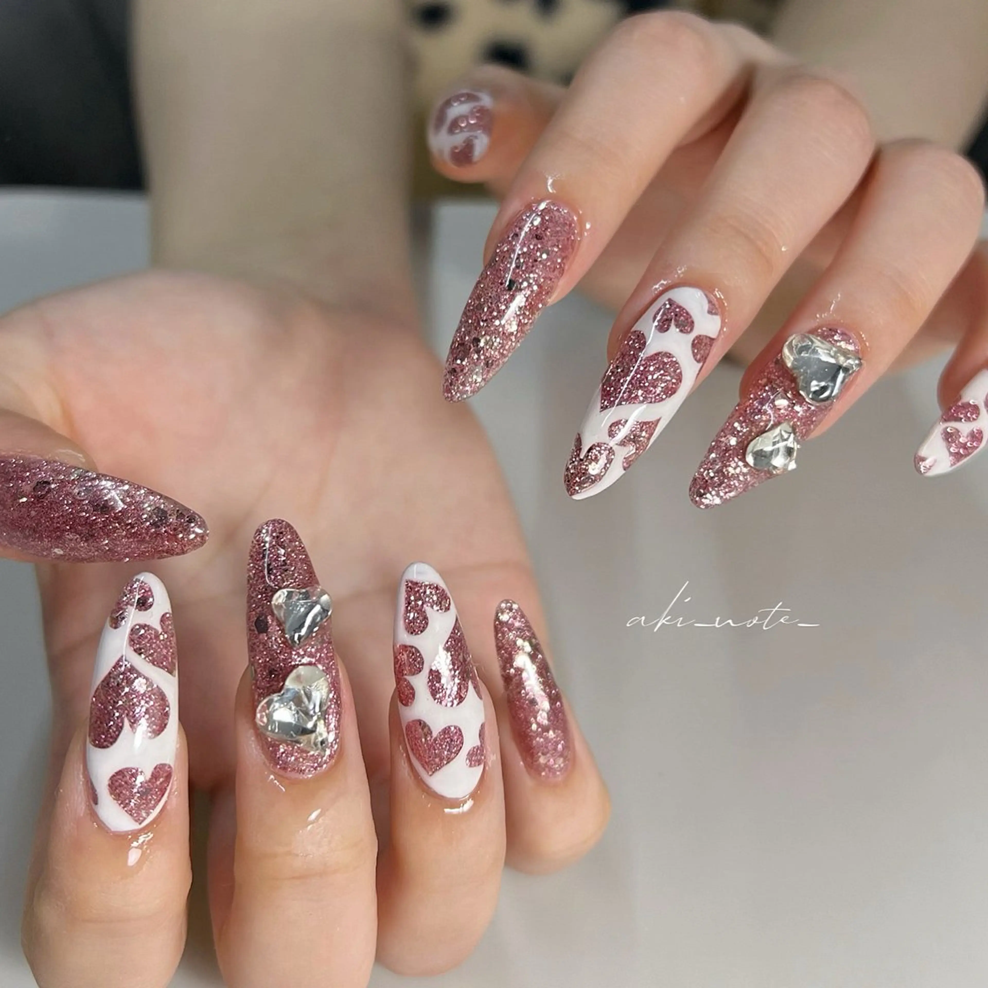 ネイル アートネイル ハート ピンク バレンタイン ハンドネイル GRANDE大須 栄/店長 aki🌙のネイルデザイン