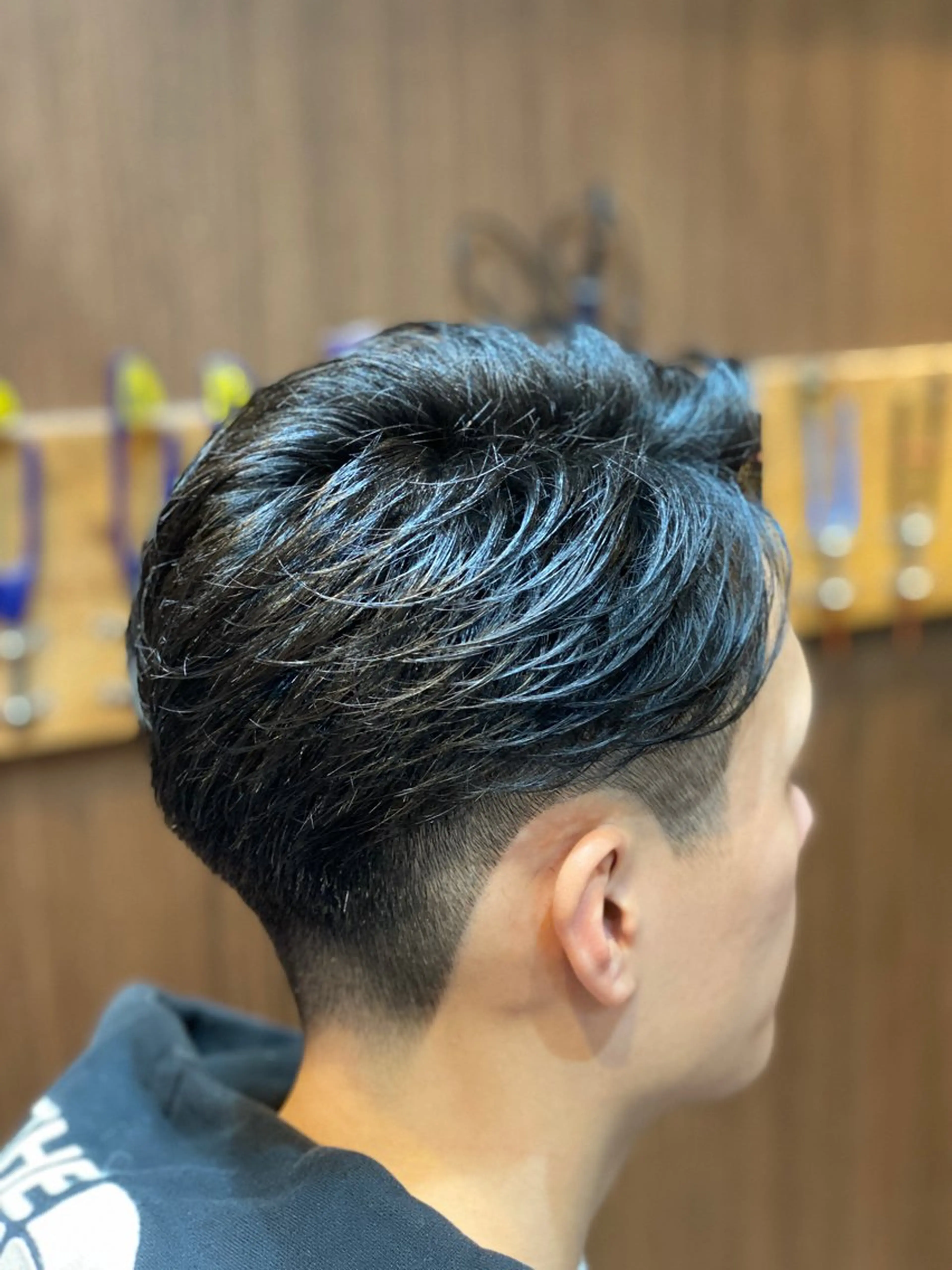 ショート パーマ なかで りゅうのすけのヘアスタイル