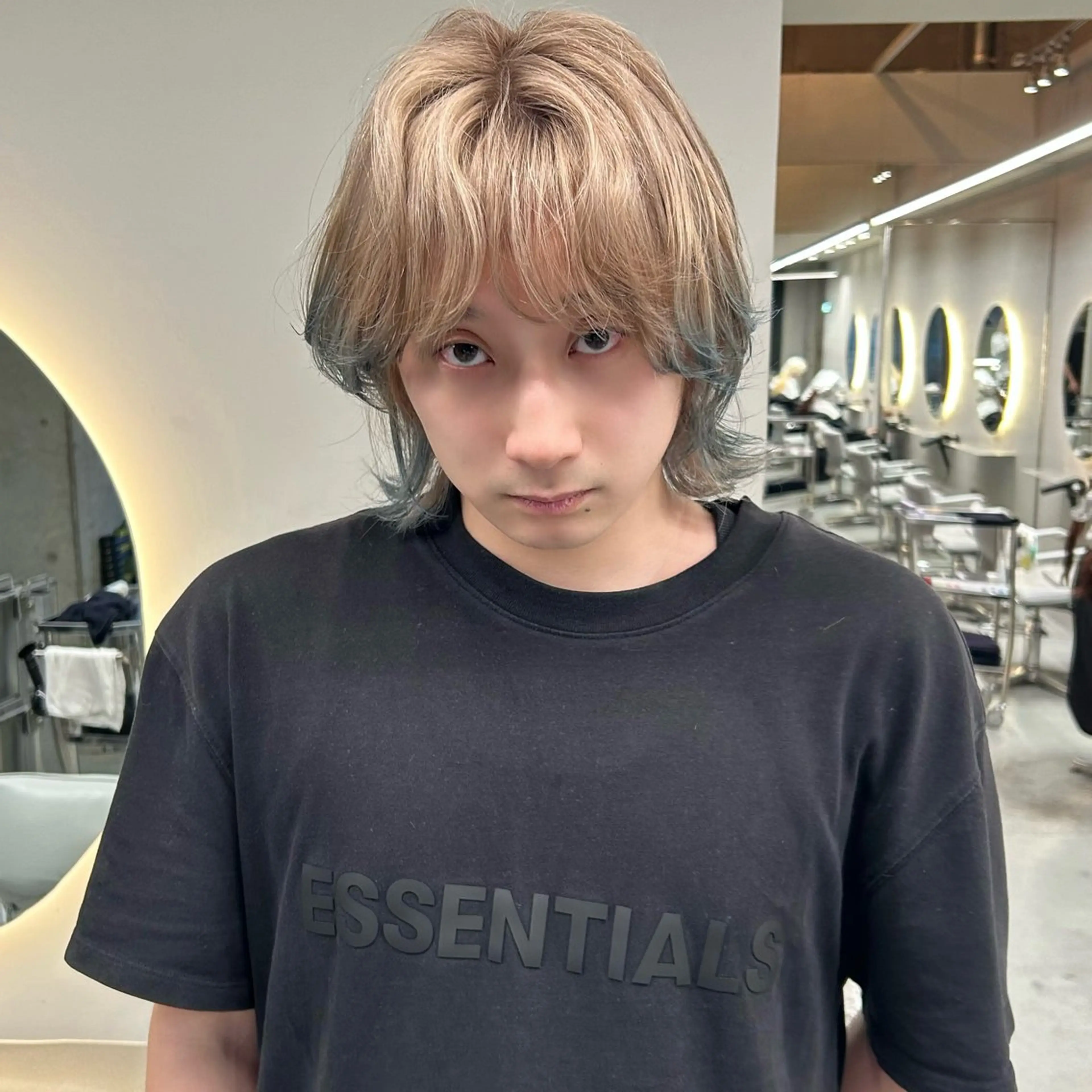 ショート カラー ヘアカラー トリートメント ツヤハイトーン/ レイヤー💫mayuのヘアスタイル